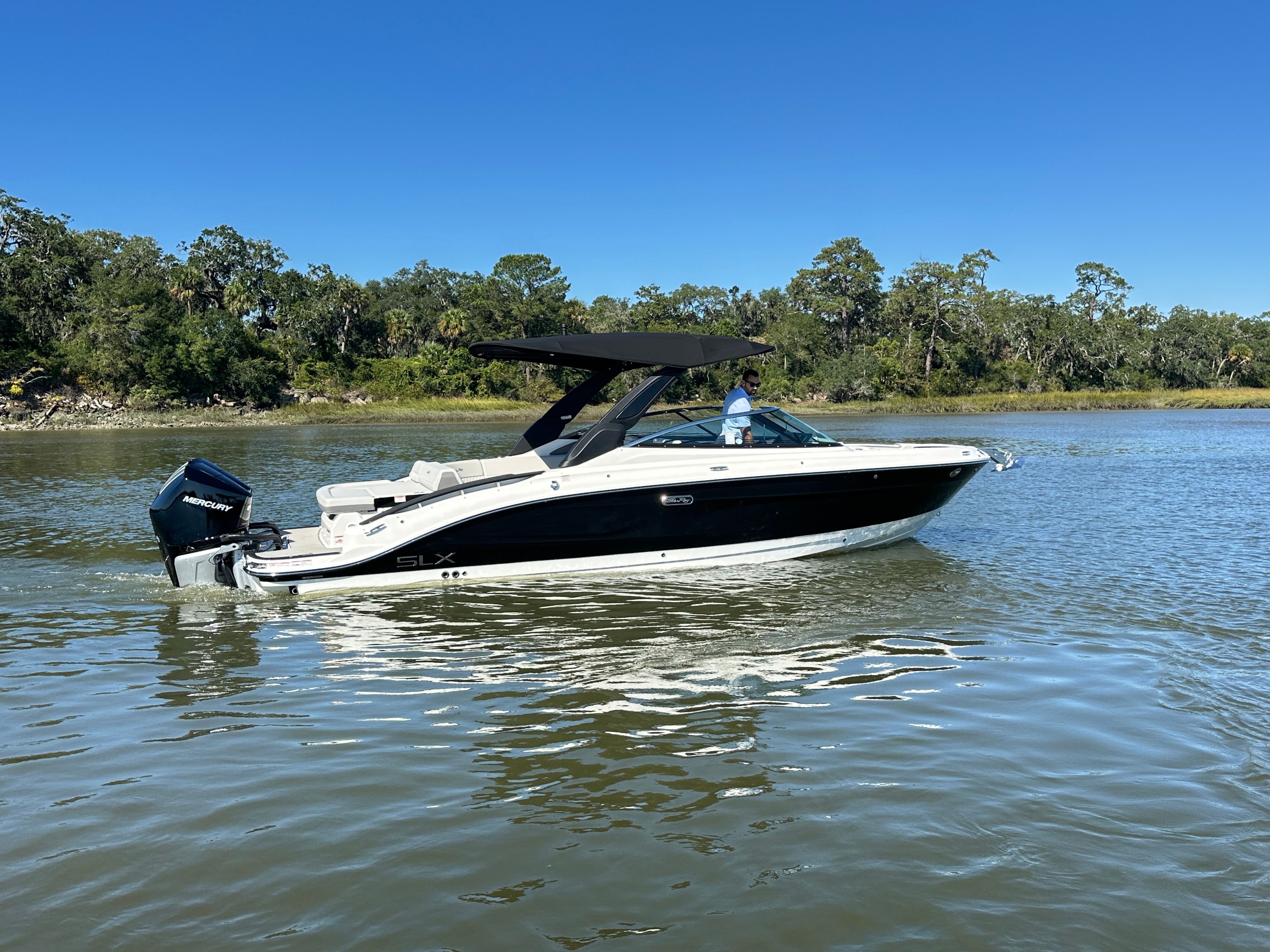 2026 Sea Ray SLX 280 Outboard Image Thumbnail #0