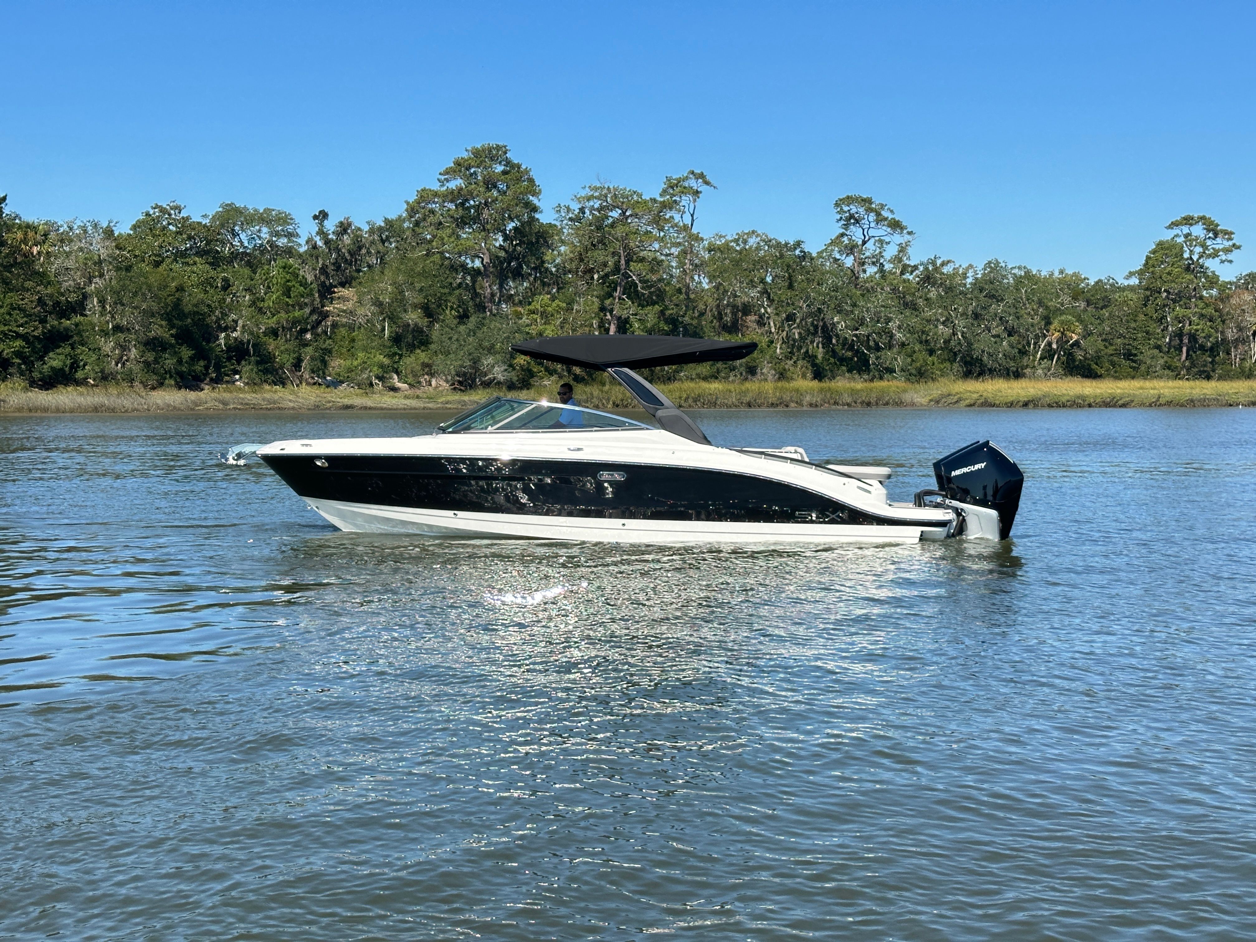 2026 Sea Ray SLX 280 Outboard Image Thumbnail #2