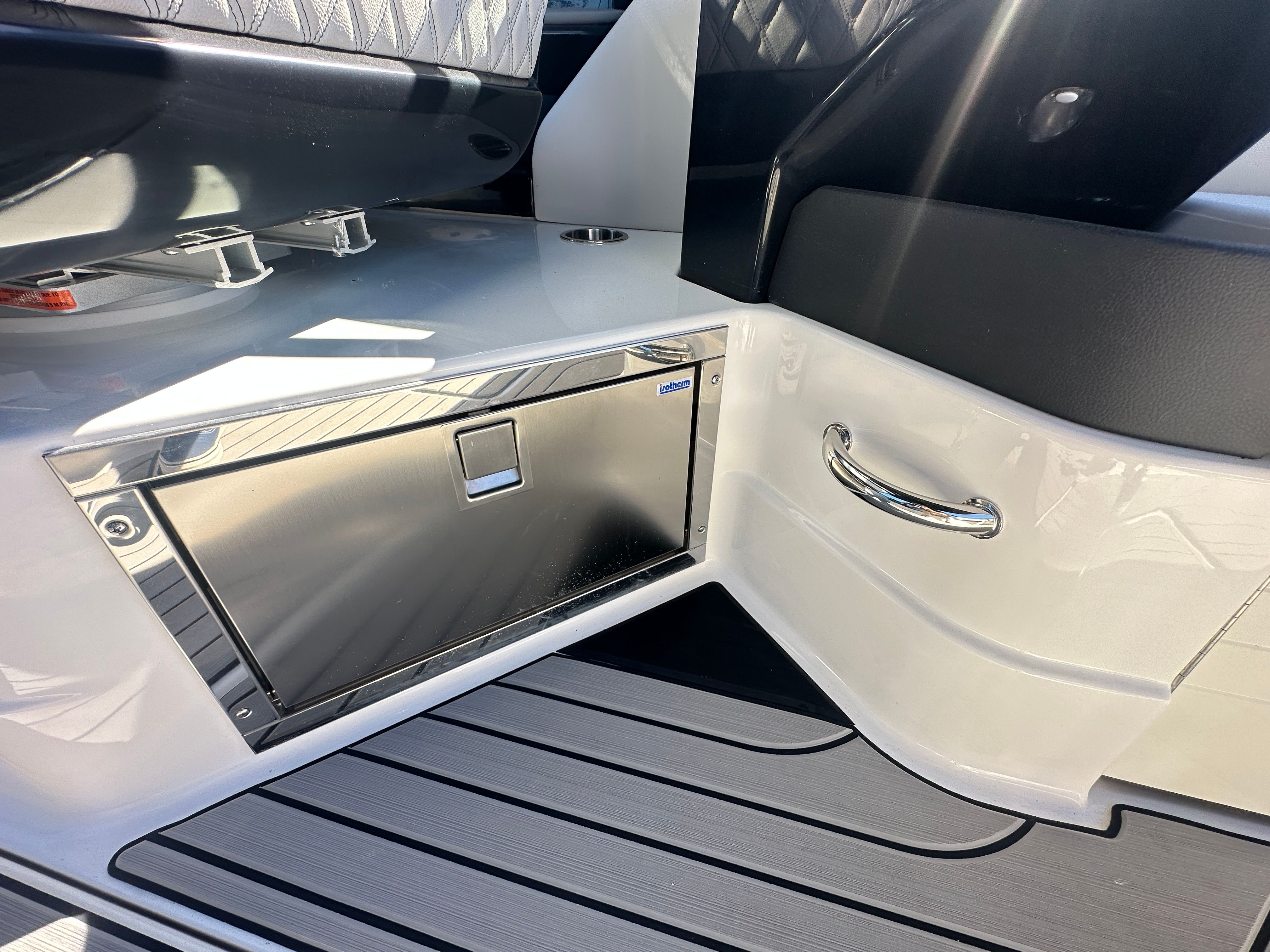 2026 Sea Ray SLX 280 Outboard Image Thumbnail #37