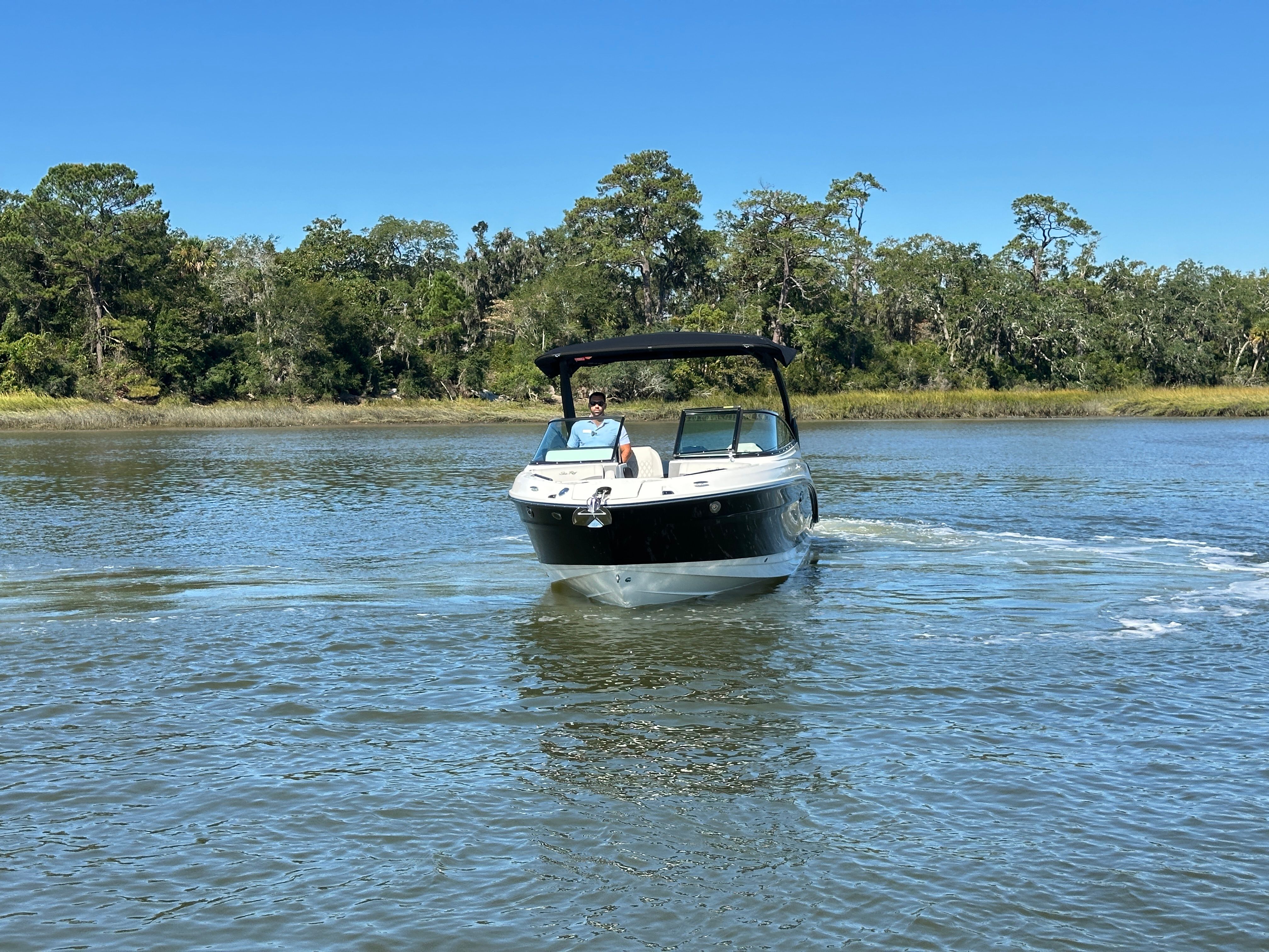 2026 Sea Ray SLX 280 Outboard Image Thumbnail #4