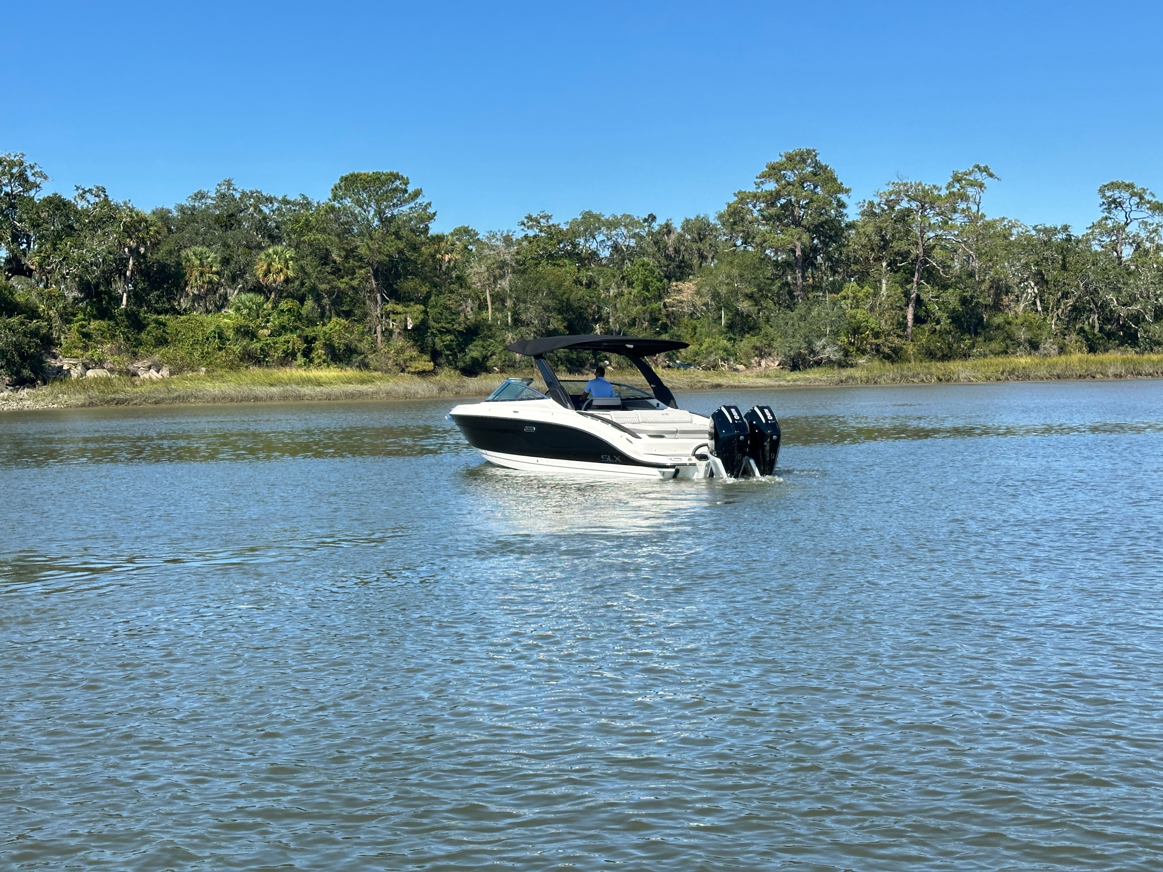 2026 Sea Ray SLX 280 Outboard Image Thumbnail #11