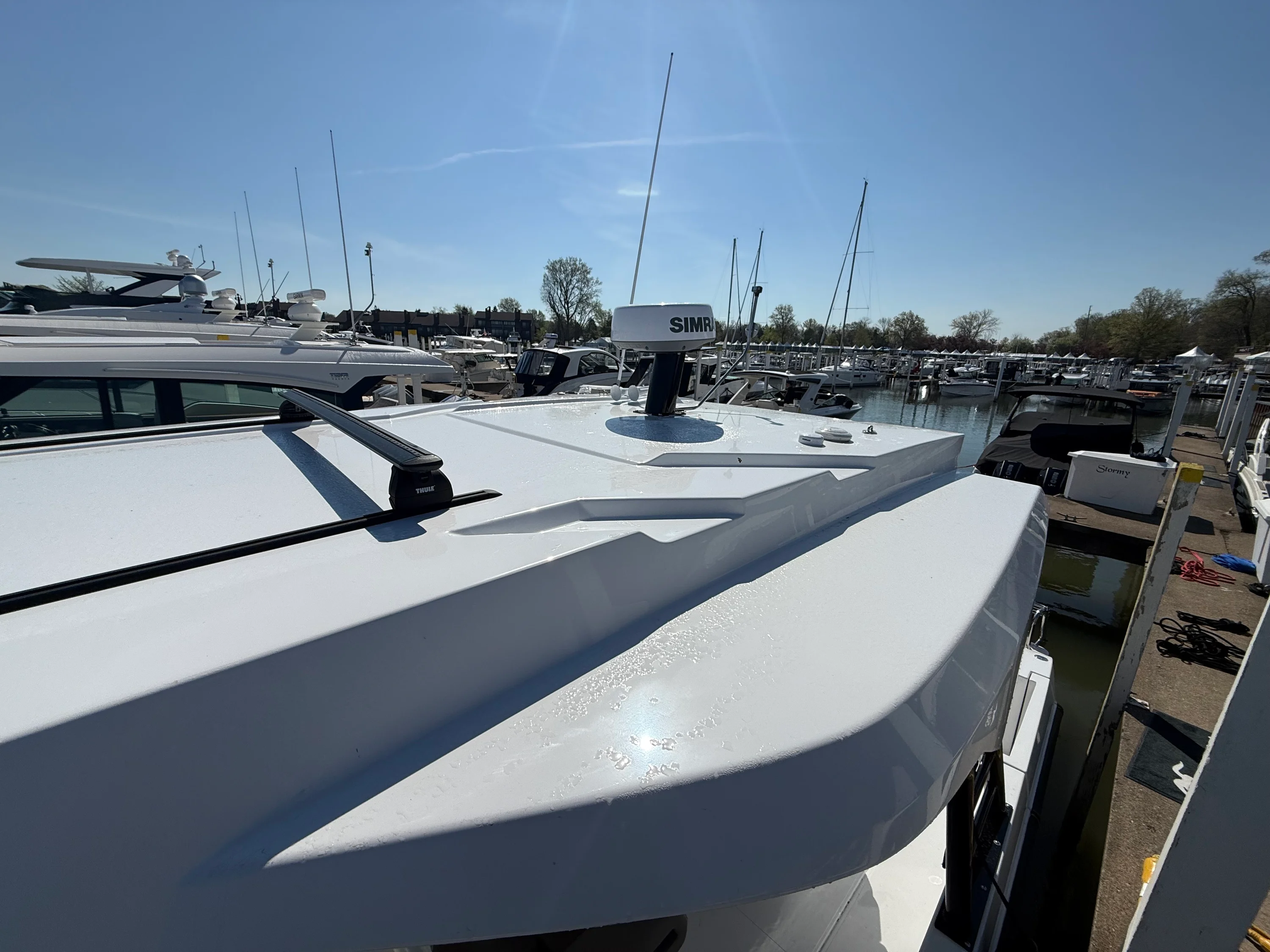 2026 Cruisers Yachts 38 VTR Image Thumbnail #14