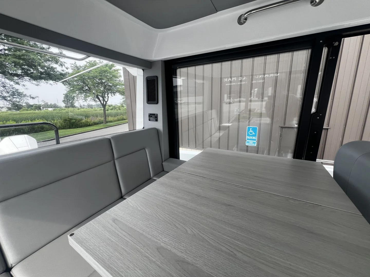 2026 Cruisers Yachts 38 VTR EC Image Thumbnail #18