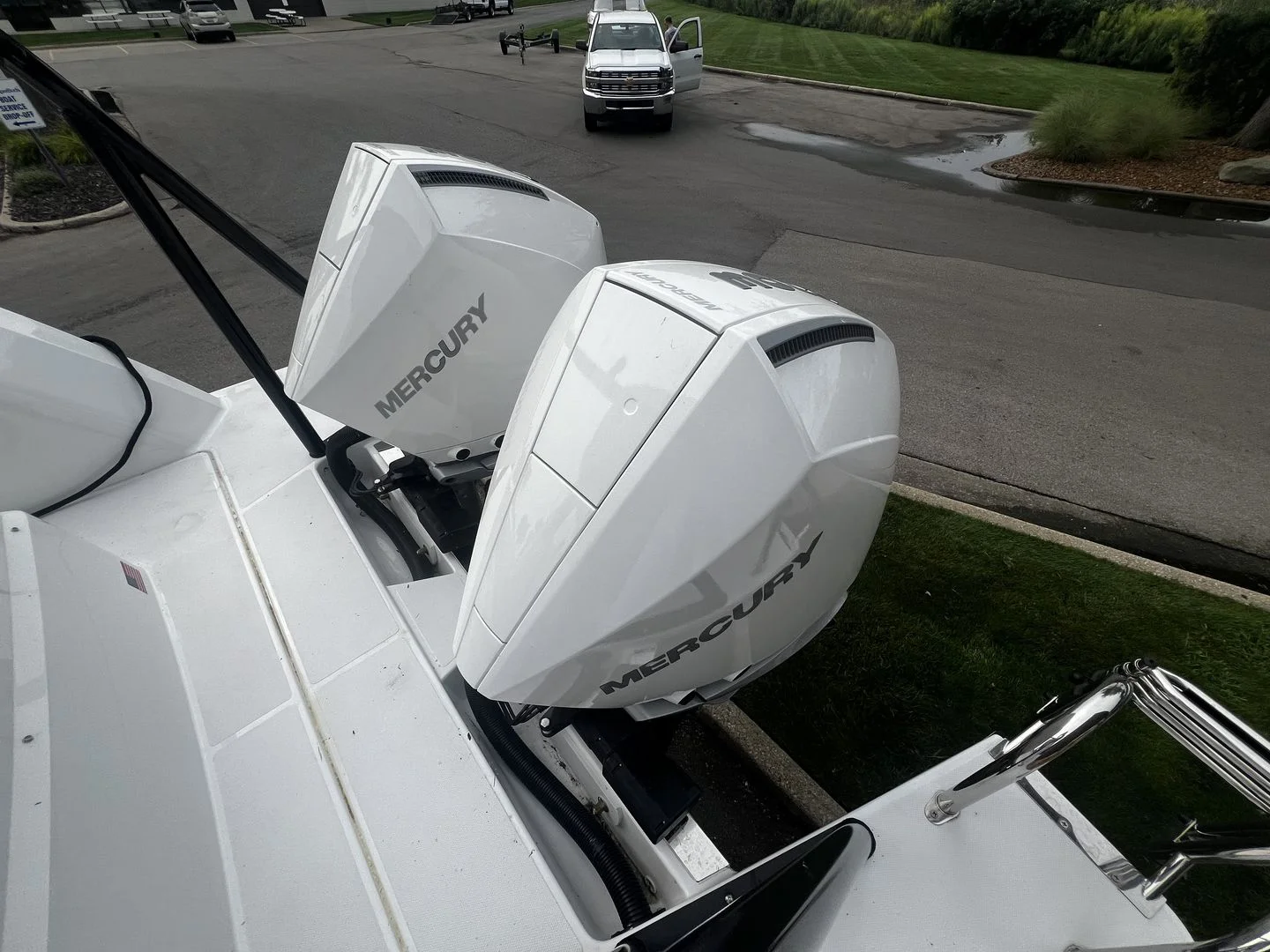 2026 Cruisers Yachts 38 VTR EC Image Thumbnail #12