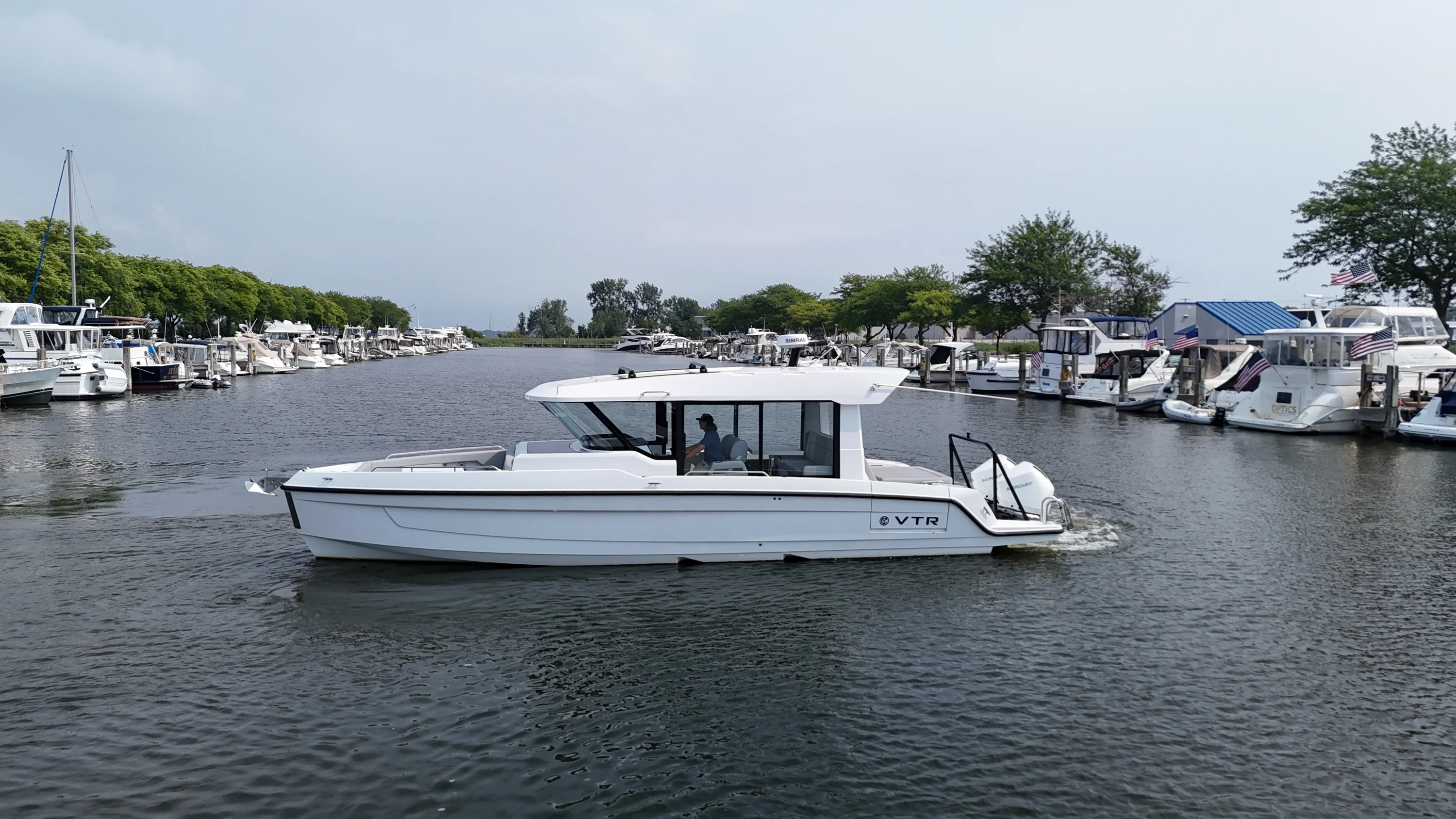 2026 Cruisers Yachts 38 VTR EC Image Thumbnail #0