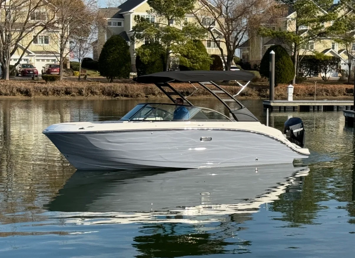 2026 Sea Ray SDX 230 Outboard Image Thumbnail #6