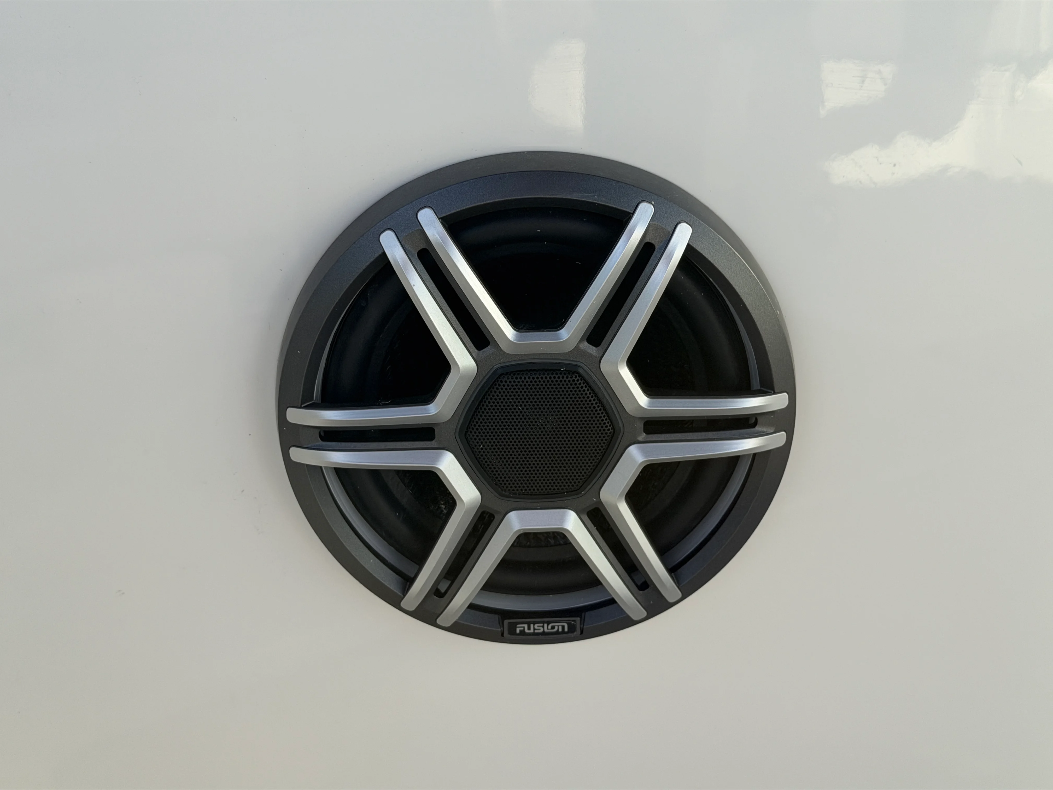 2026 Sea Ray SDX 230 Outboard Image Thumbnail #29