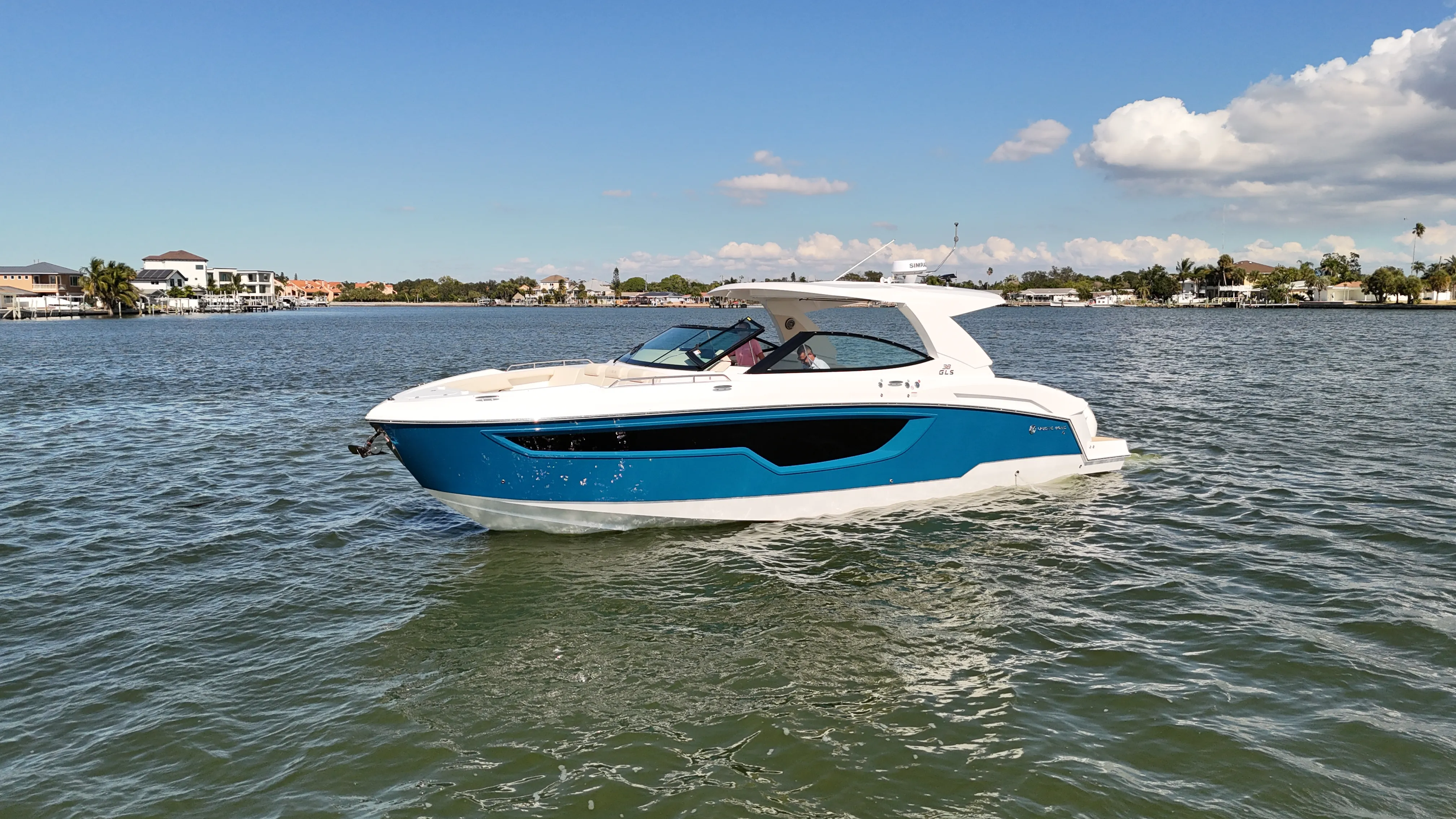 2026 Cruisers Yachts 38 GLS Outboard Image Thumbnail #1