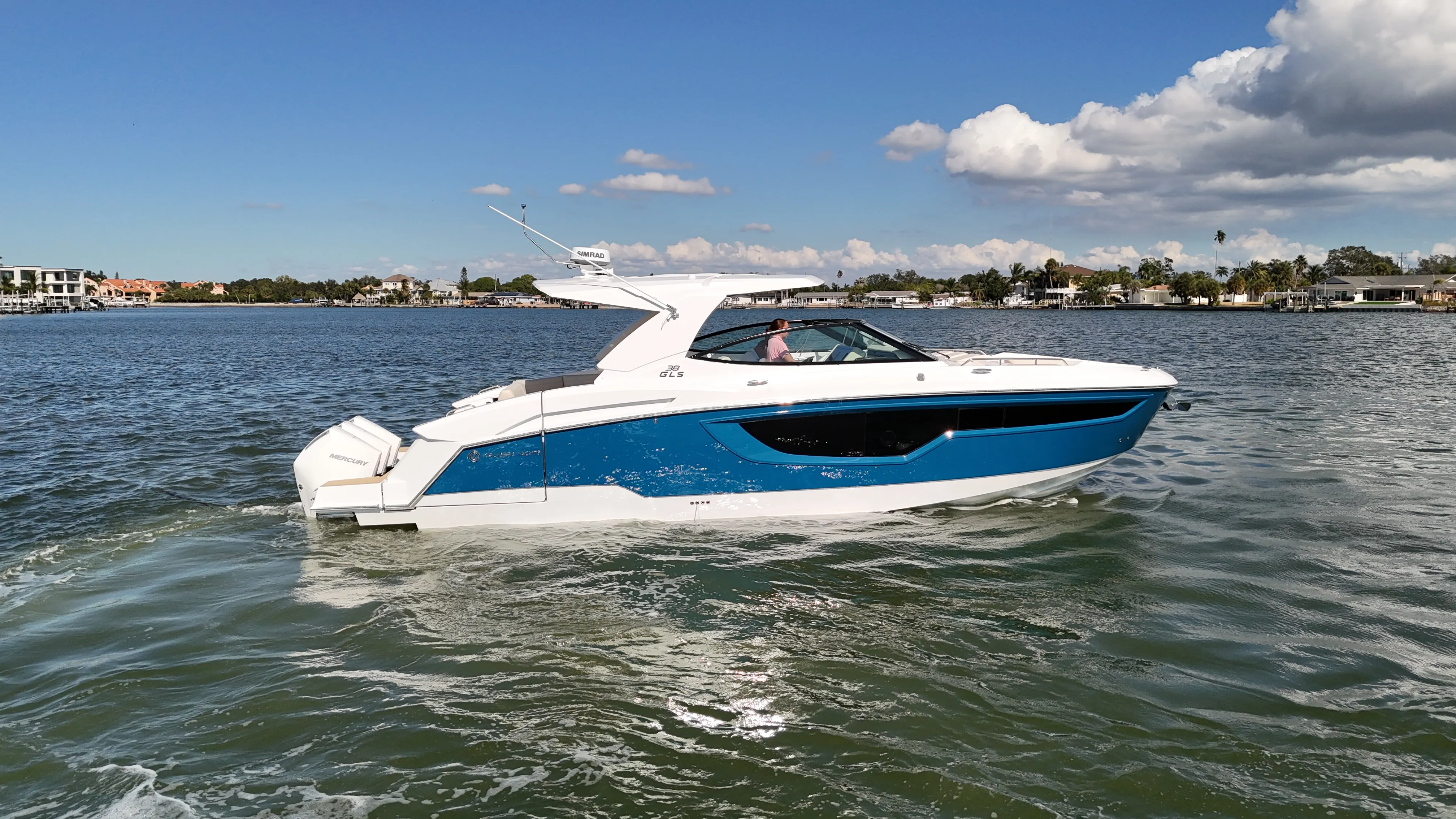 2026 Cruisers Yachts 38 GLS Outboard Image Thumbnail #14