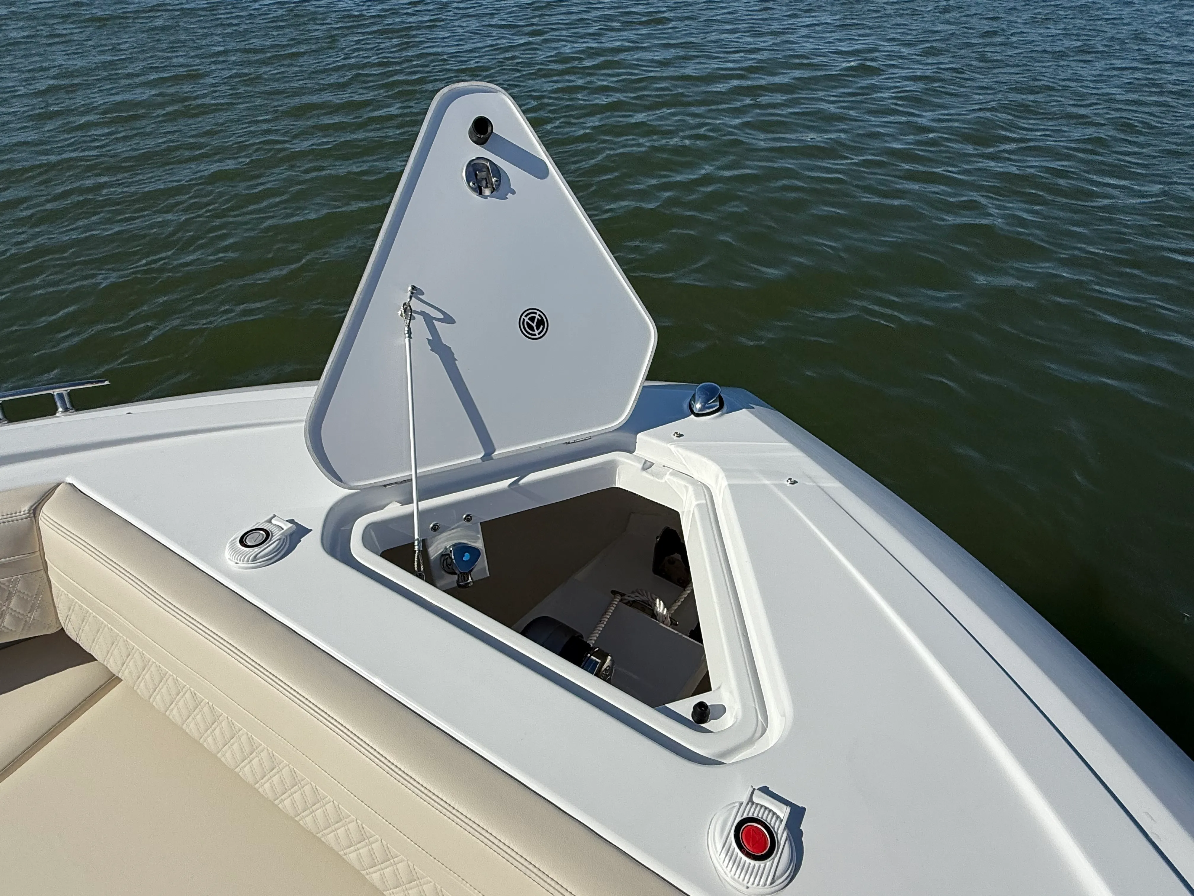 2026 Cruisers Yachts 38 GLS Outboard Image Thumbnail #49