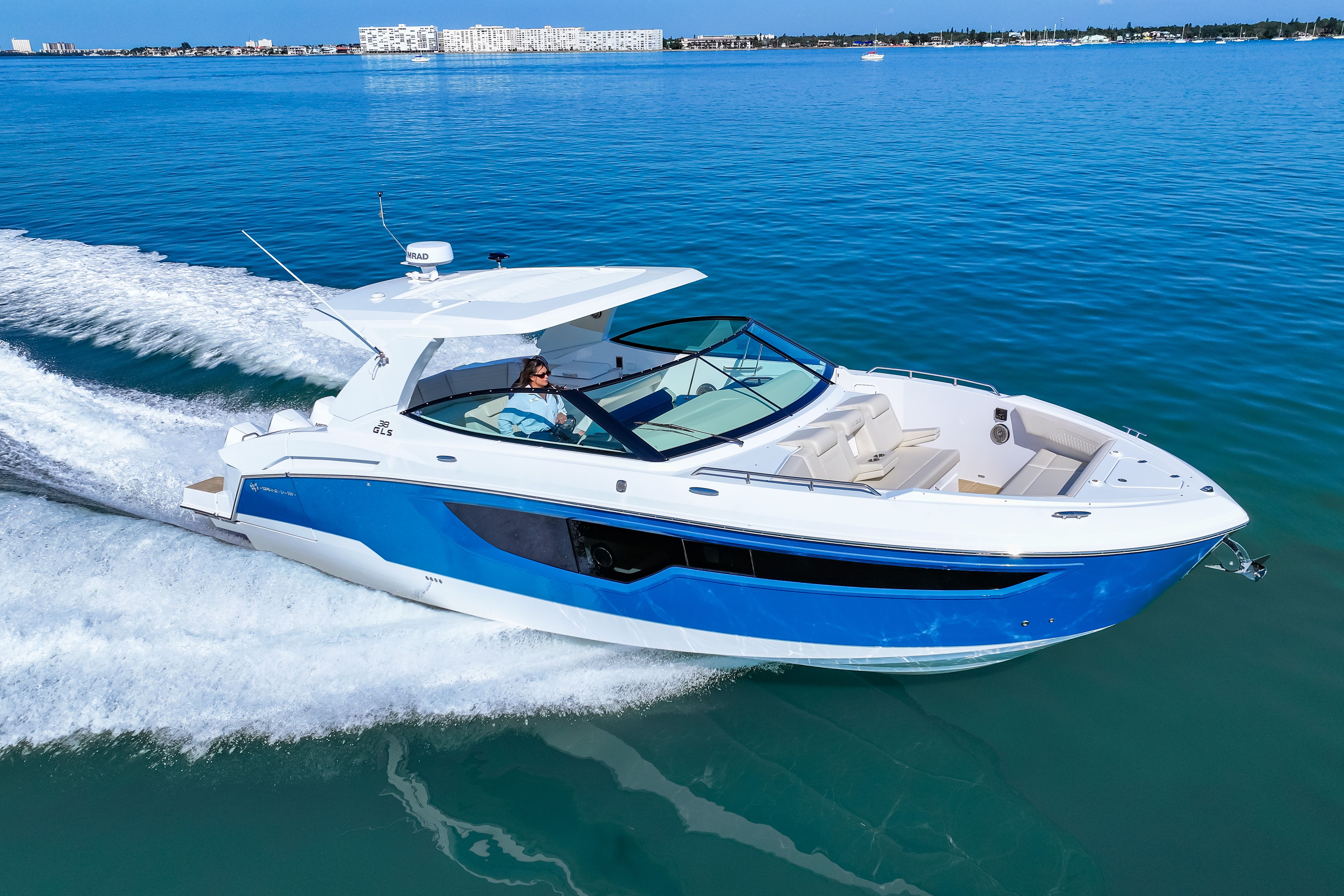 2026 Cruisers Yachts 38 GLS Outboard Image Thumbnail #32