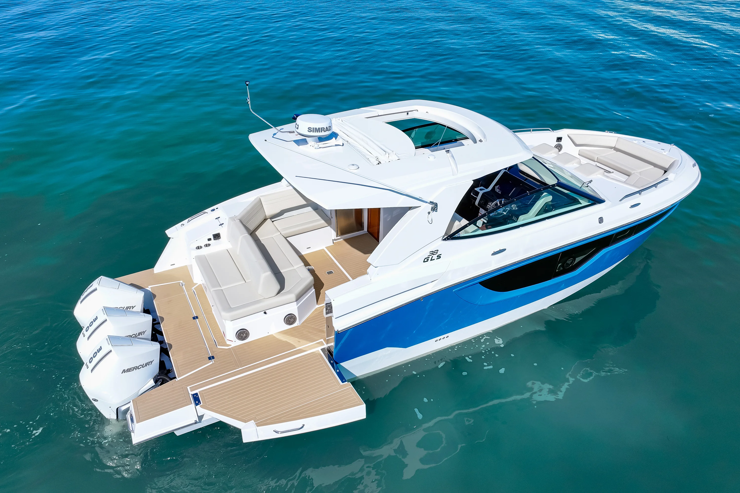 2026 Cruisers Yachts 38 GLS Outboard Image Thumbnail #3