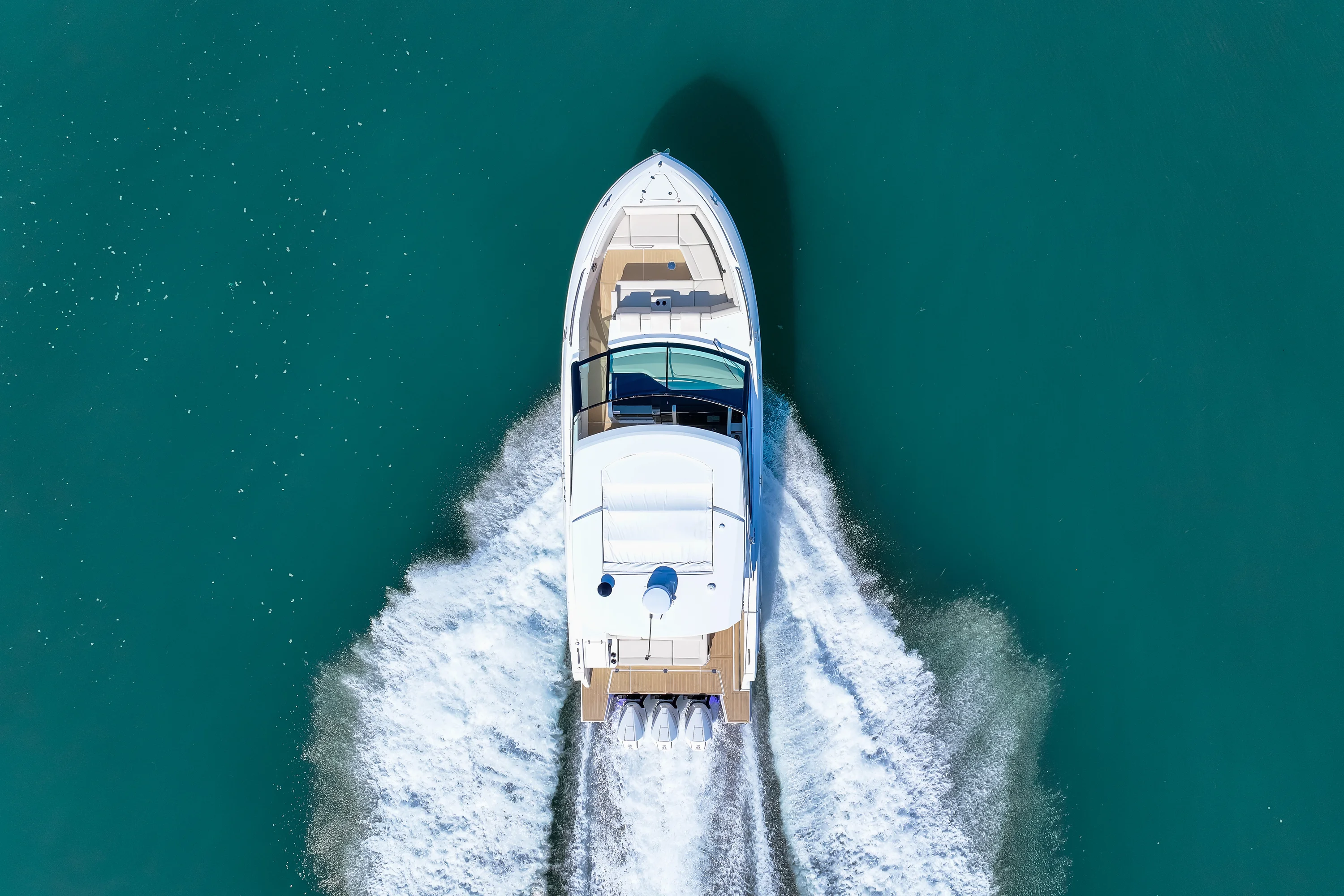 2026 Cruisers Yachts 38 GLS Outboard Image Thumbnail #49