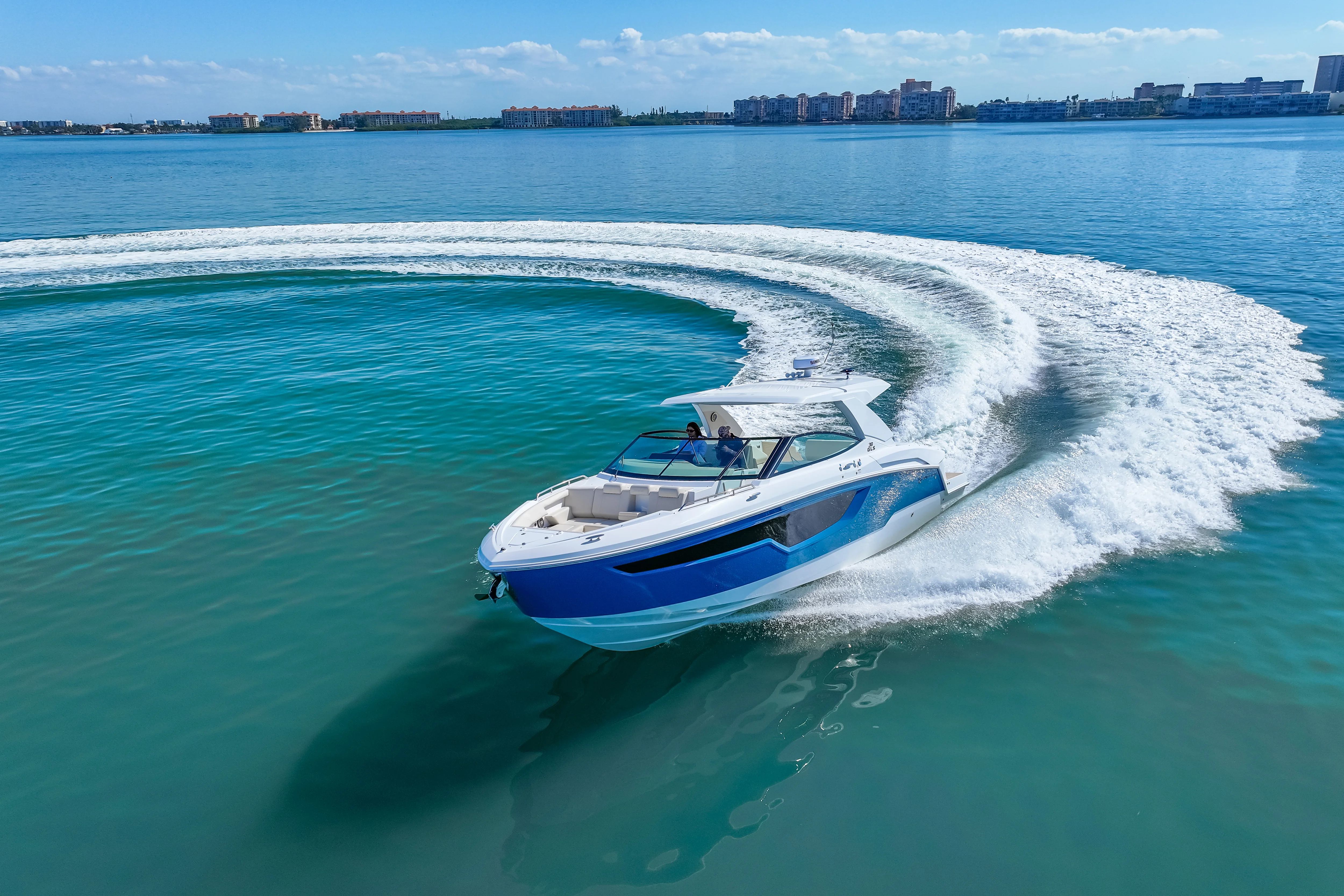 2026 Cruisers Yachts 38 GLS Outboard Image Thumbnail #41