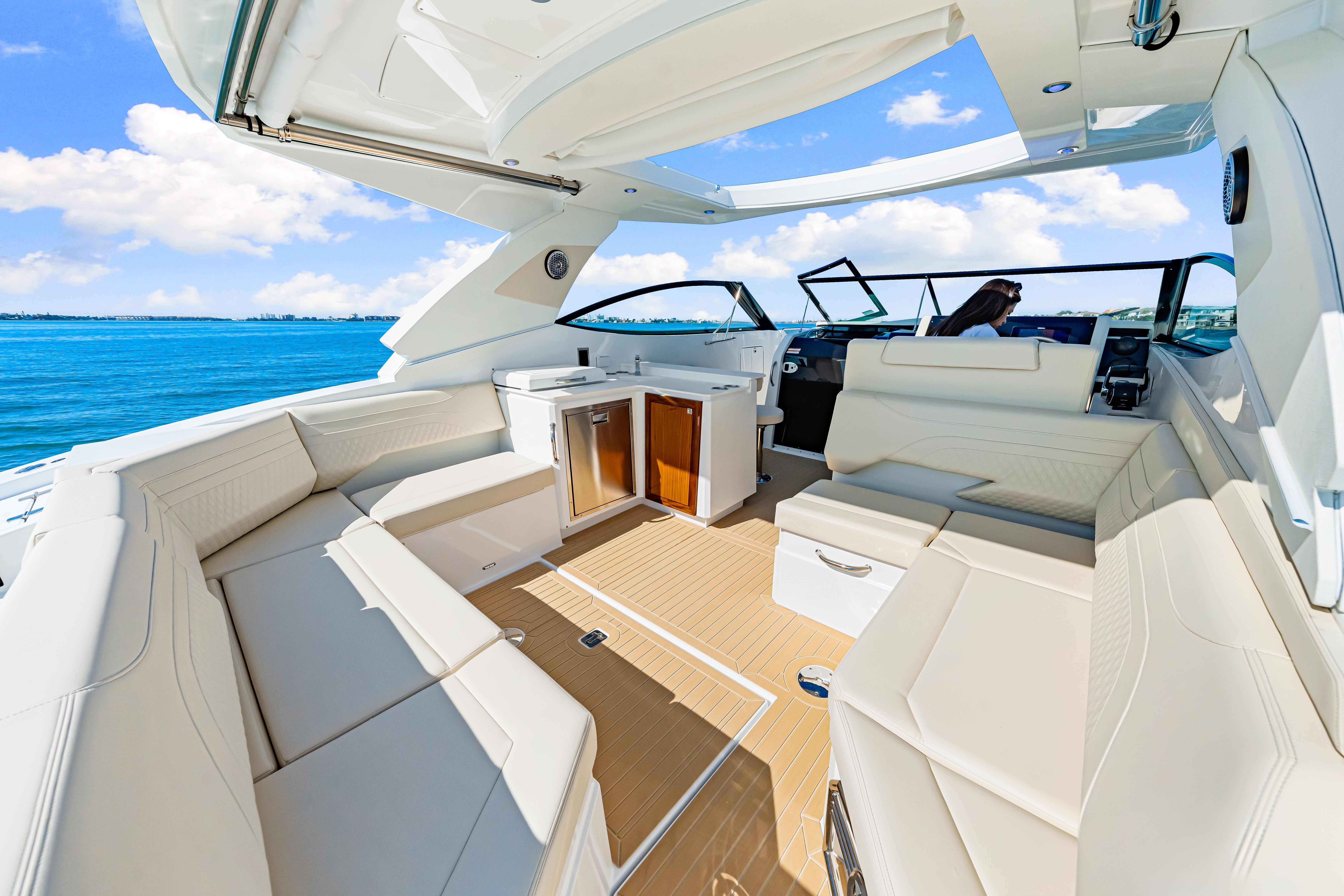 2026 Cruisers Yachts 38 GLS Outboard Image Thumbnail #56