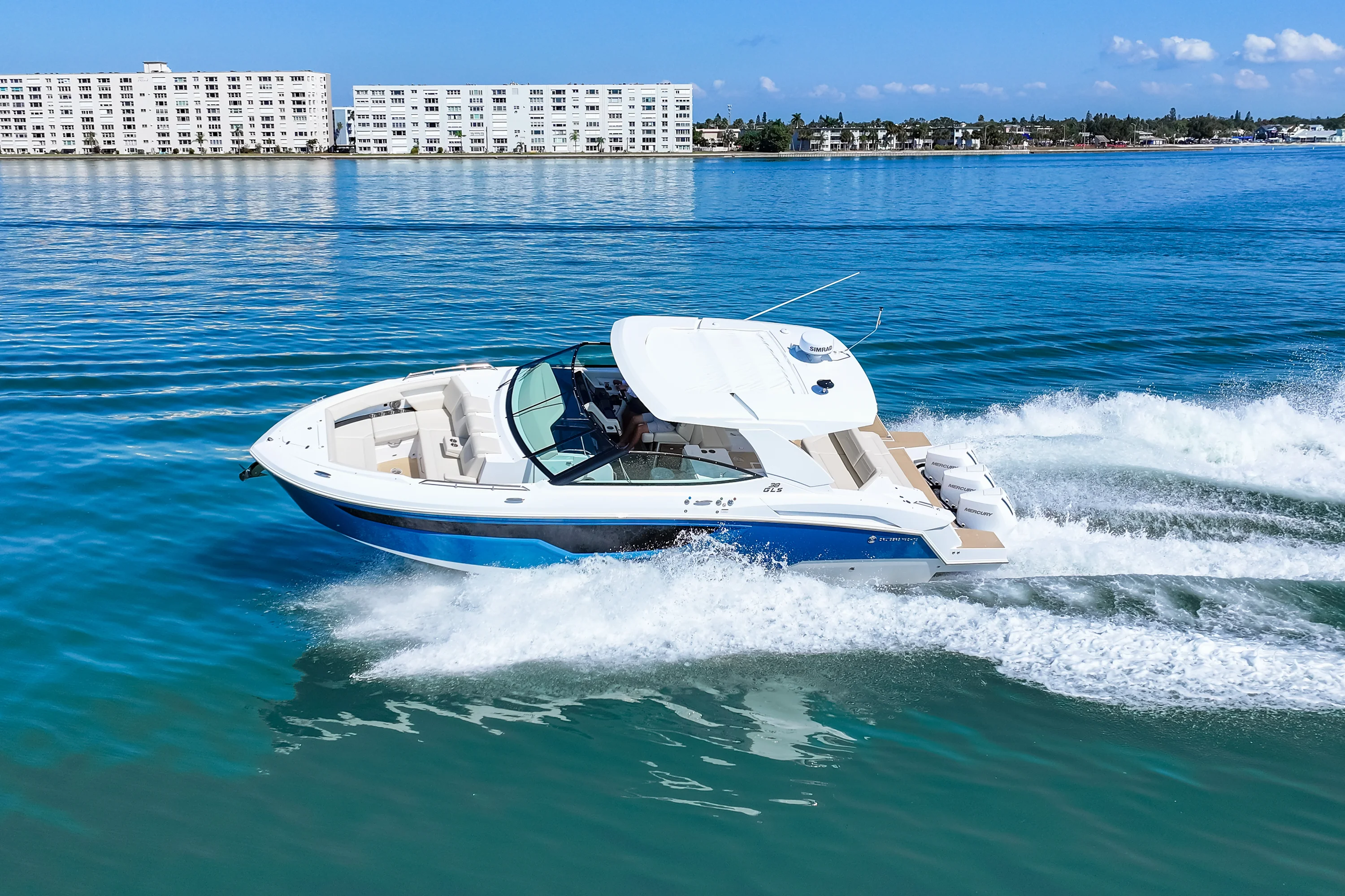 2026 Cruisers Yachts 38 GLS Outboard Image Thumbnail #37