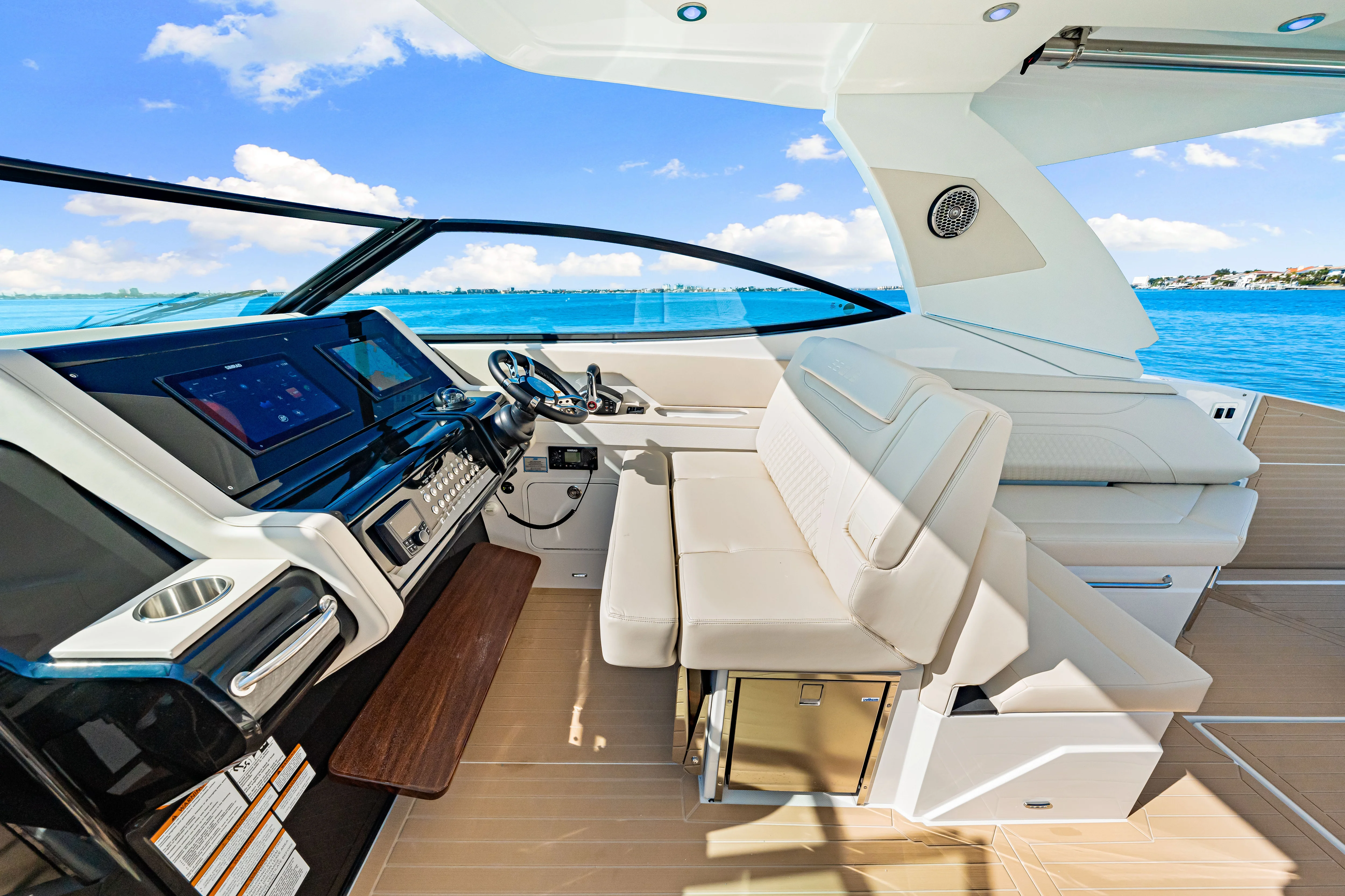 2026 Cruisers Yachts 38 GLS Outboard Image Thumbnail #63