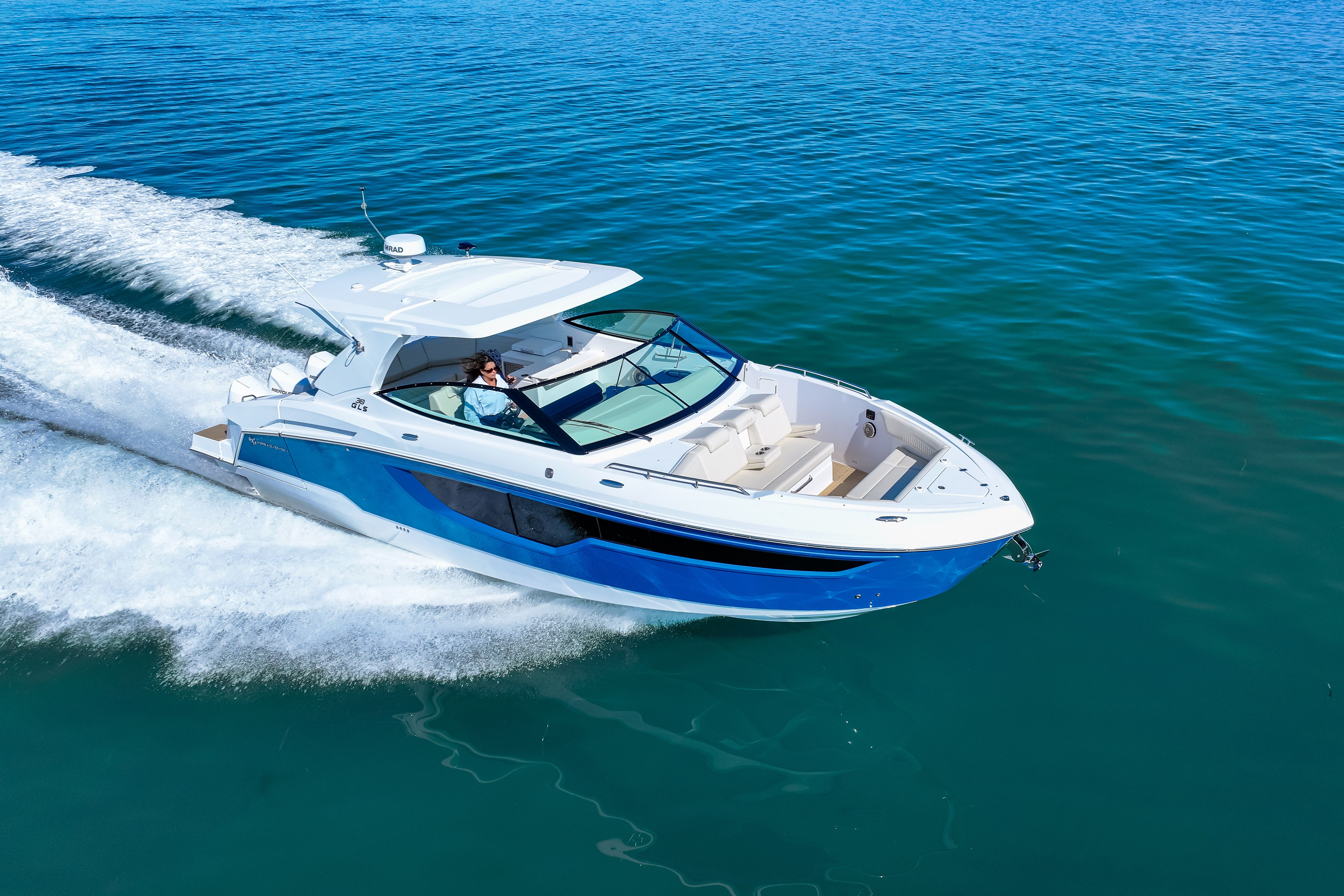 2026 Cruisers Yachts 38 GLS Outboard Image Thumbnail #40