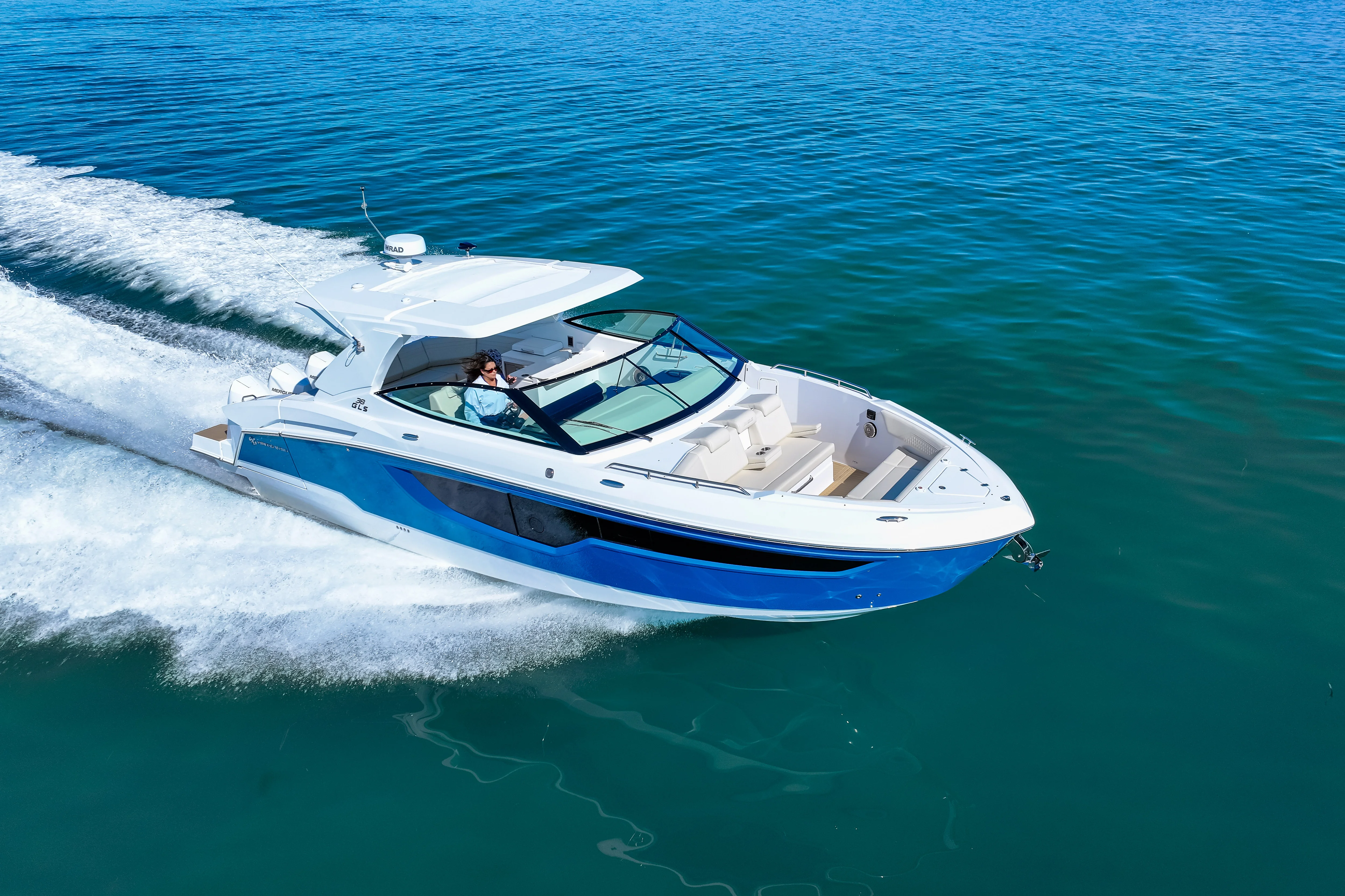 2026 Cruisers Yachts 38 GLS Outboard Image Thumbnail #40