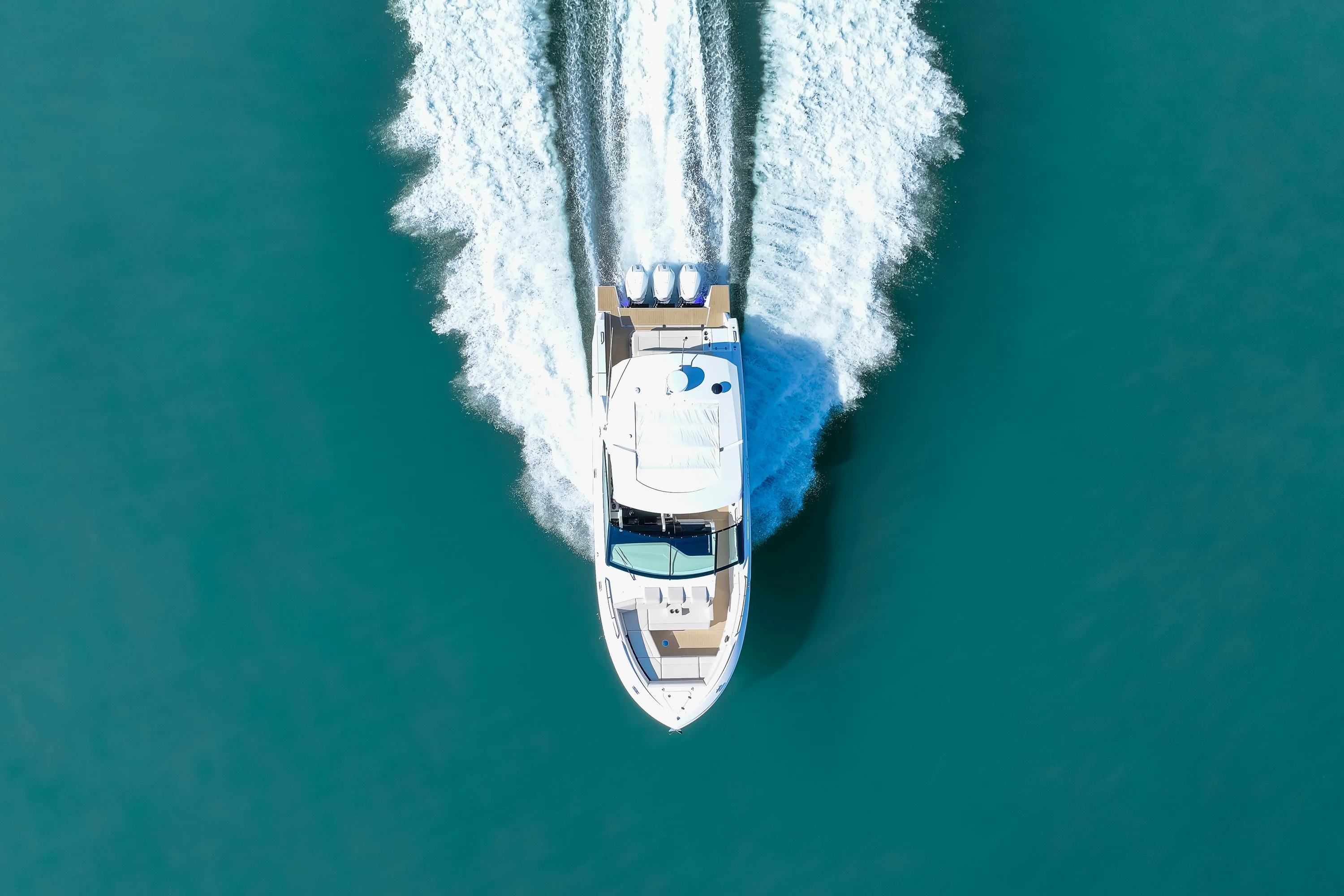 2026 Cruisers Yachts 38 GLS Outboard Image Thumbnail #47