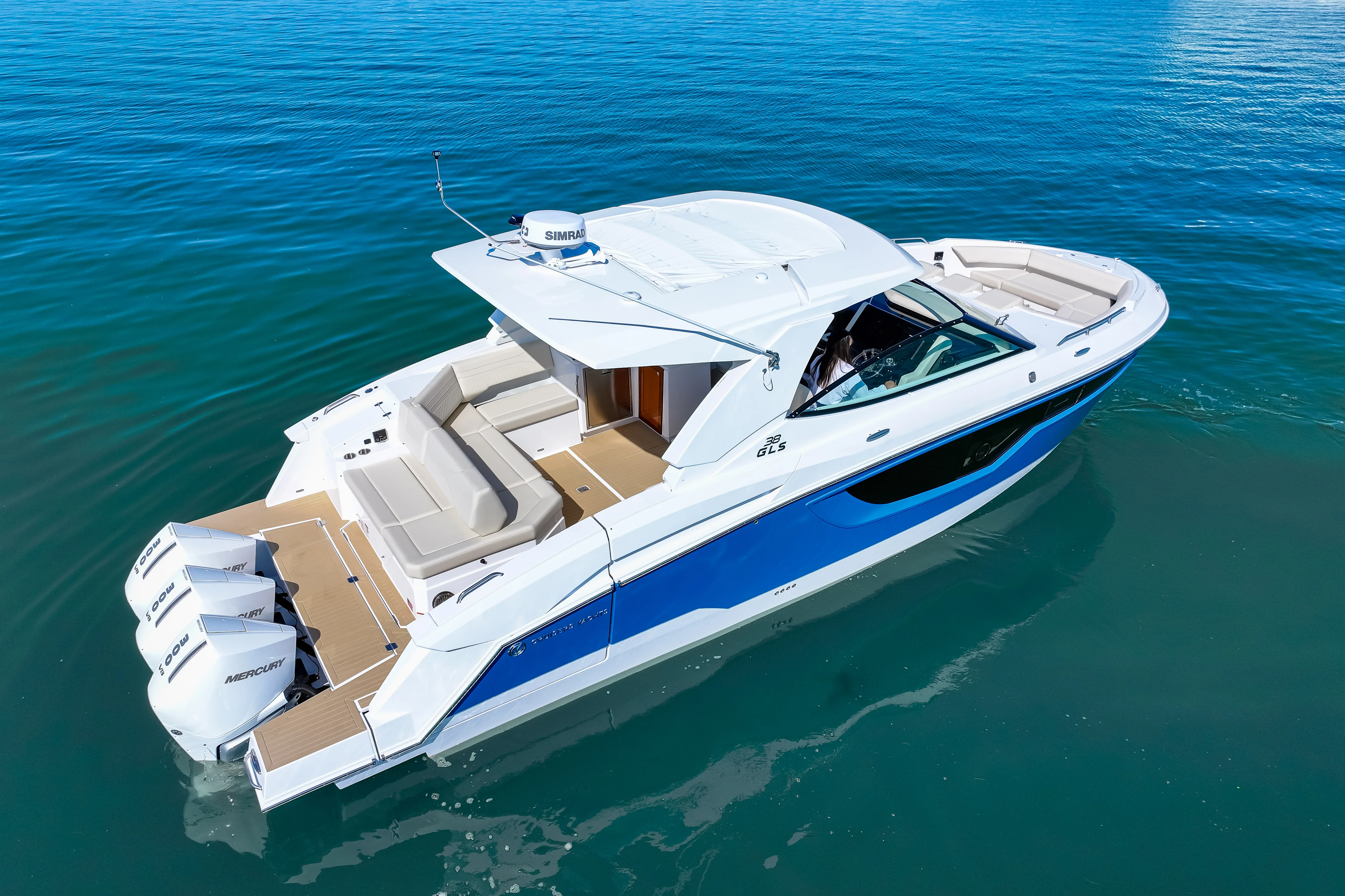 2026 Cruisers Yachts 38 GLS Outboard Image Thumbnail #26