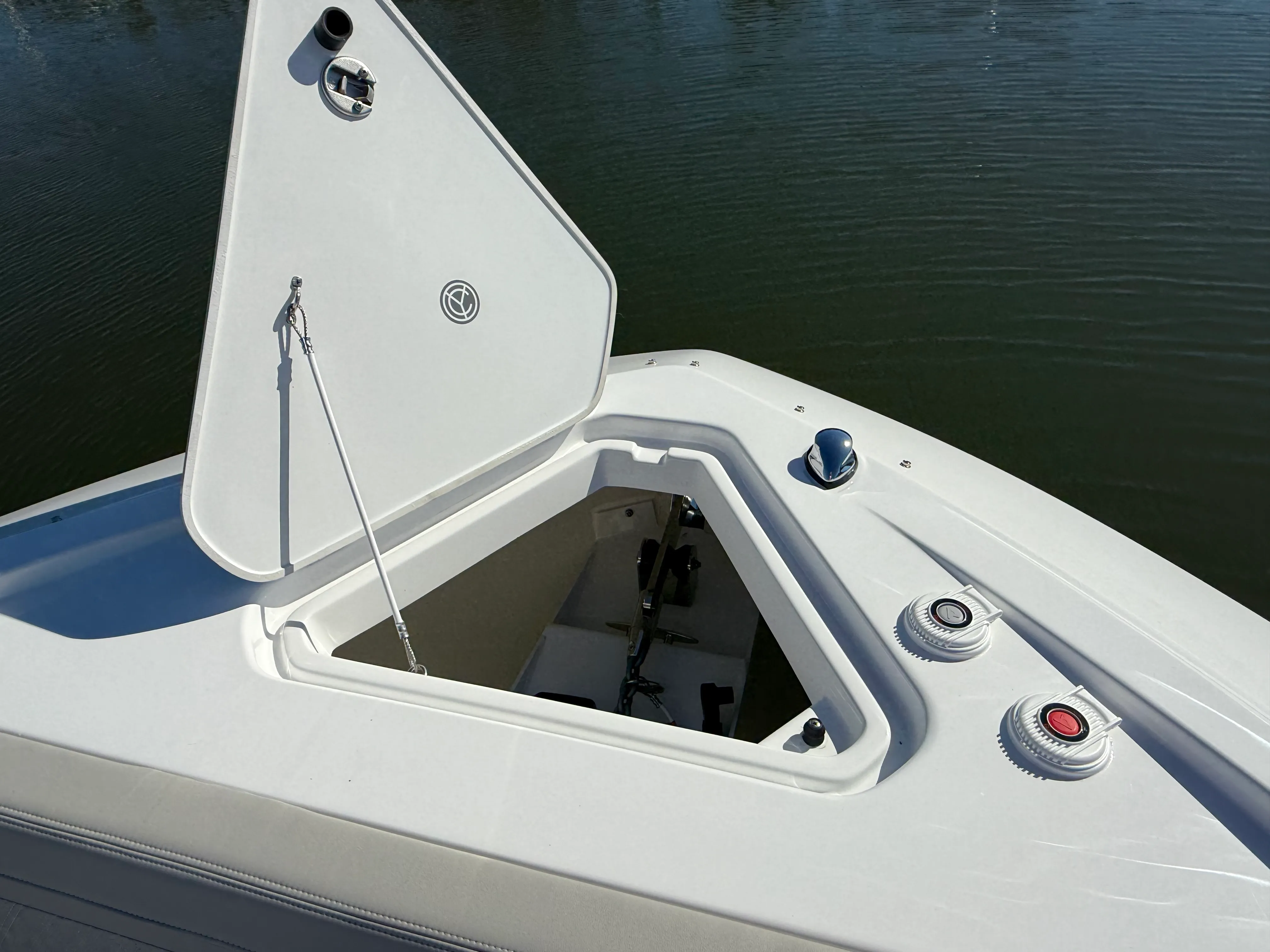 2026 Cruisers Yachts 42 GLS Outboard Image Thumbnail #49