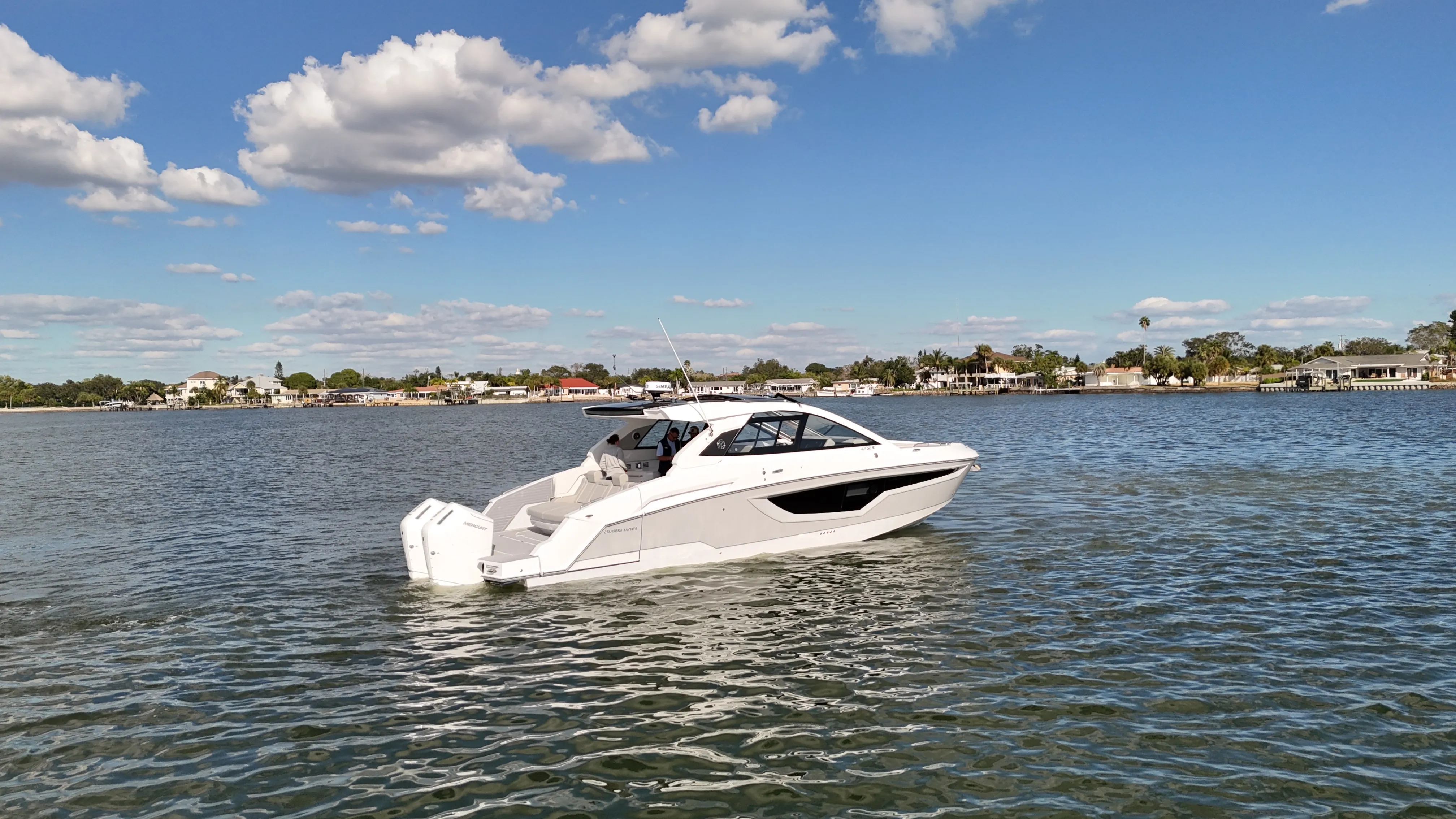 2026 Cruisers Yachts 42 GLS Outboard Image Thumbnail #3