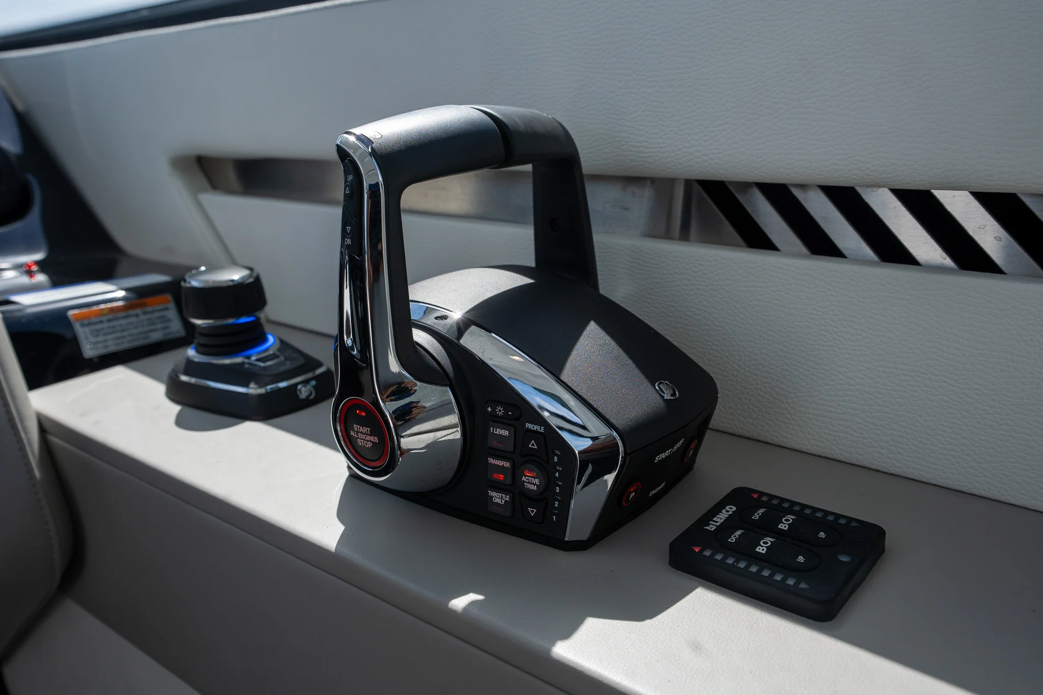 2026 Cruisers Yachts 42 GLS Outboard Image Thumbnail #45