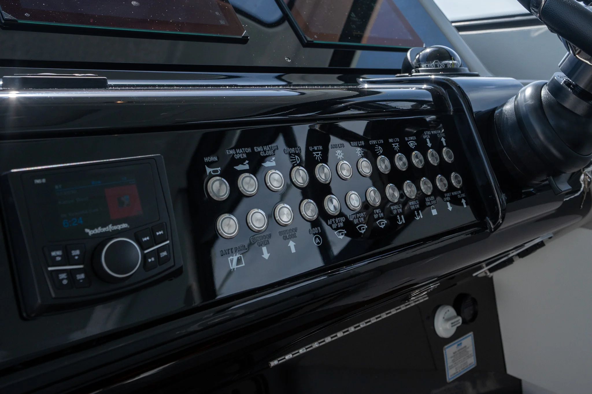 2026 Cruisers Yachts 42 GLS Outboard Image Thumbnail #43