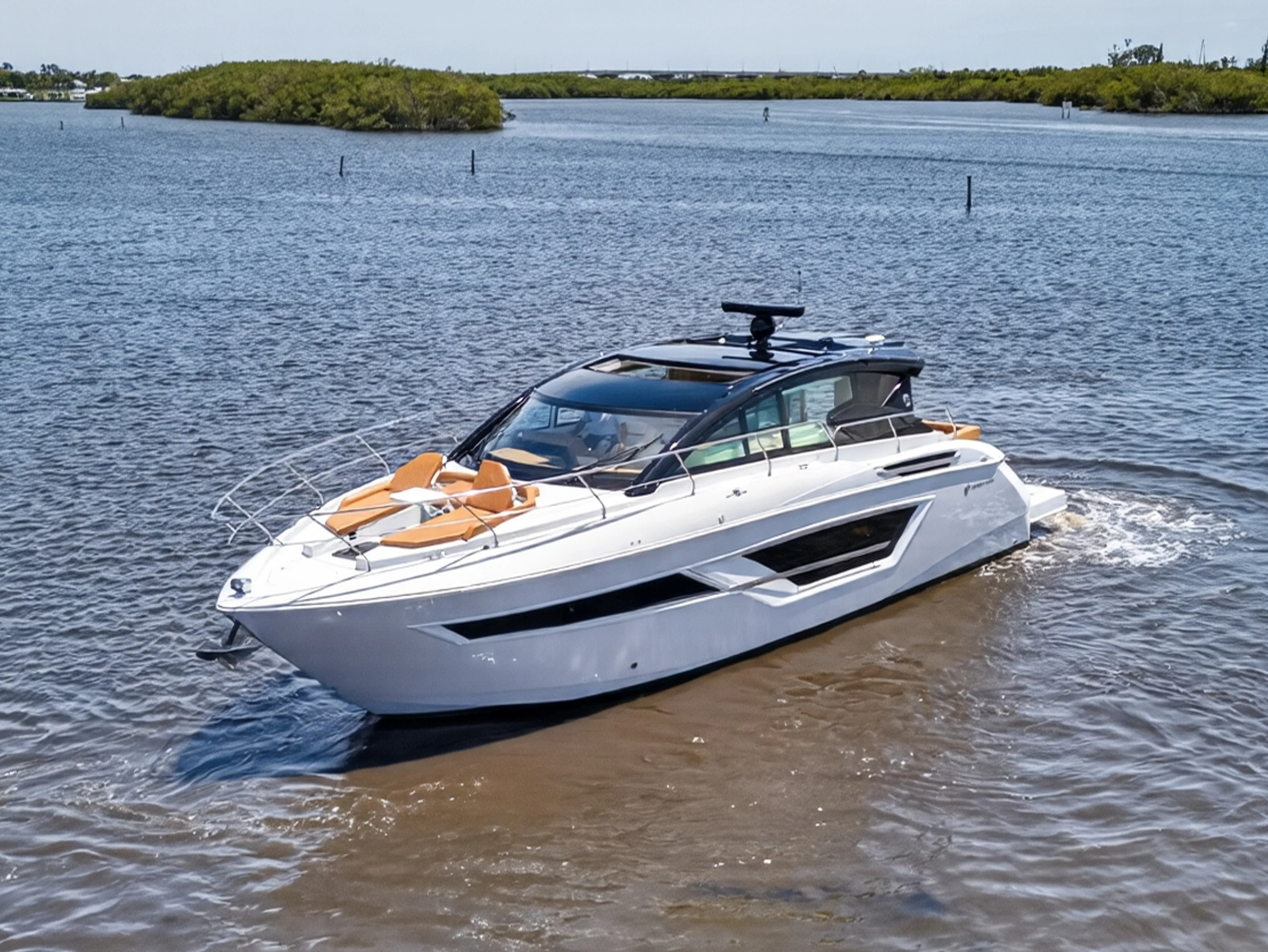 2026 Cruisers Yachts 46 Cantius Image Thumbnail #4