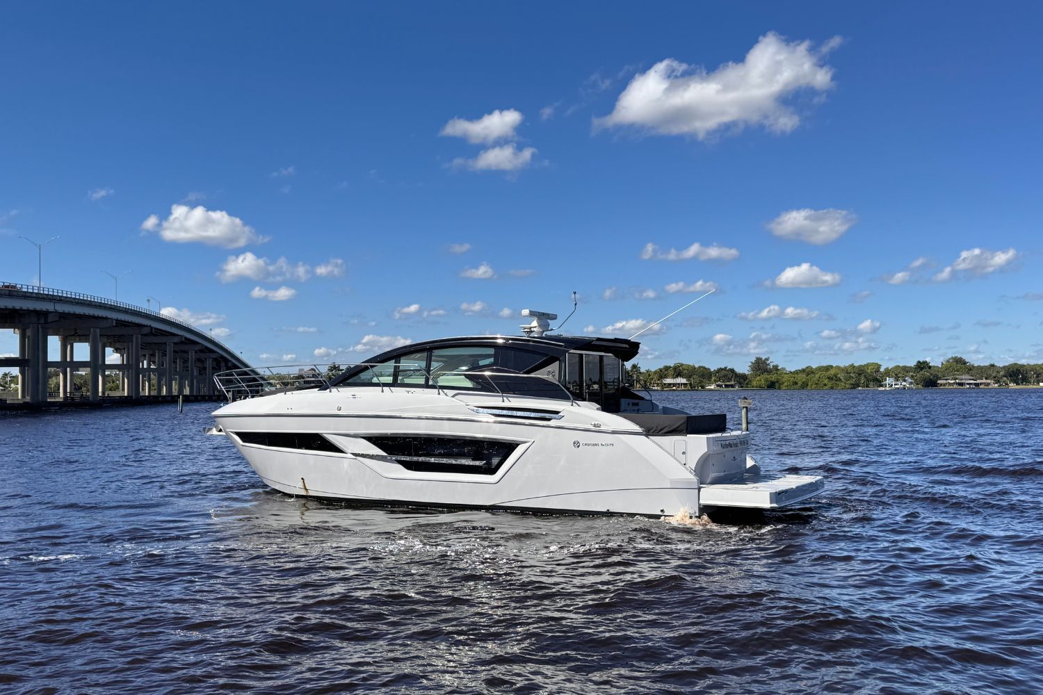 2026 Cruisers Yachts 46 Cantius Image Thumbnail #1