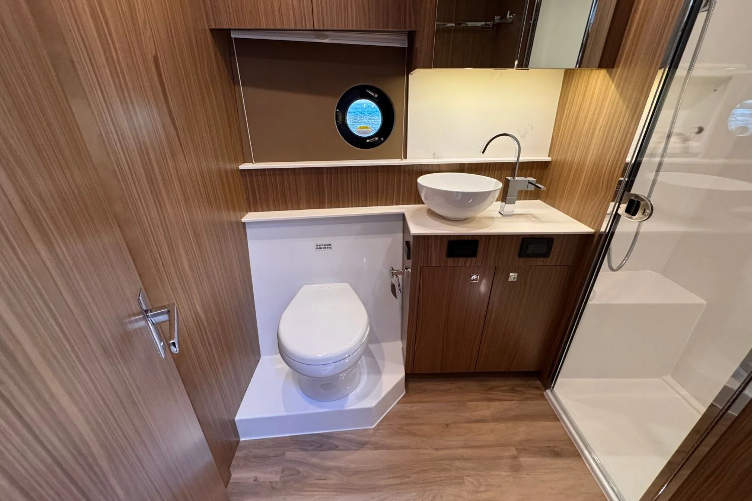 2026 Cruisers Yachts 46 Cantius Image Thumbnail #45