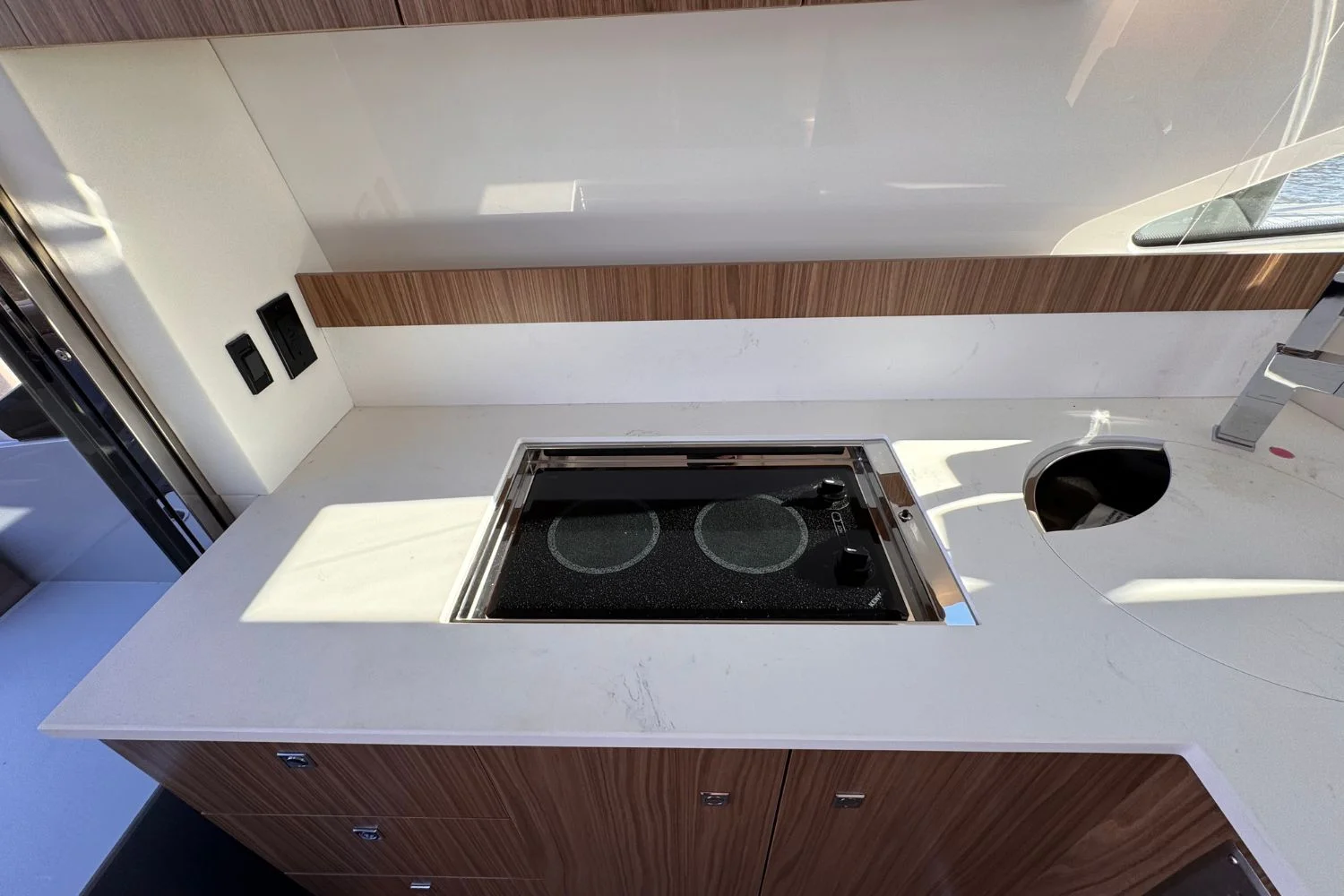 2026 Cruisers Yachts 46 Cantius Image Thumbnail #31