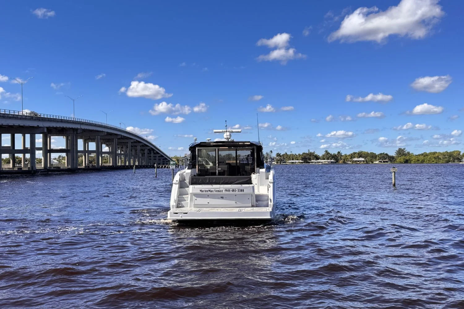 2026 Cruisers Yachts 46 Cantius Image Thumbnail #3