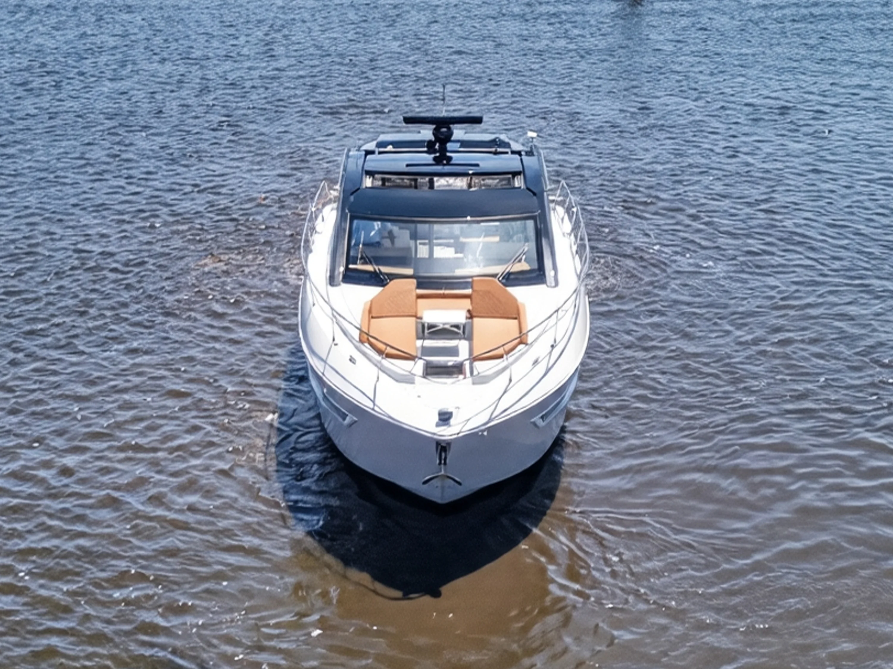 2026 Cruisers Yachts 46 Cantius Image Thumbnail #6