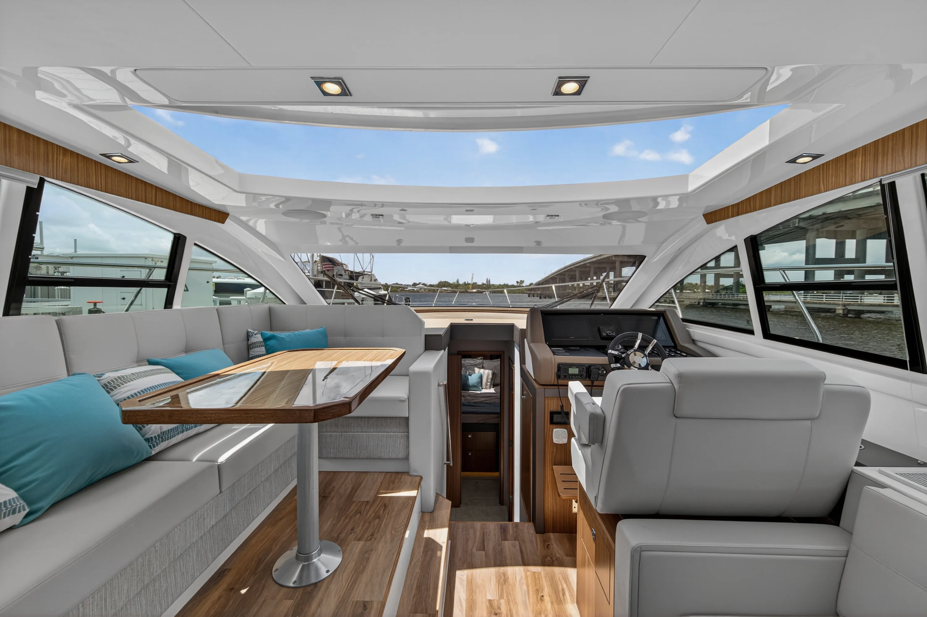 2026 Cruisers Yachts 46 Cantius Image Thumbnail #25