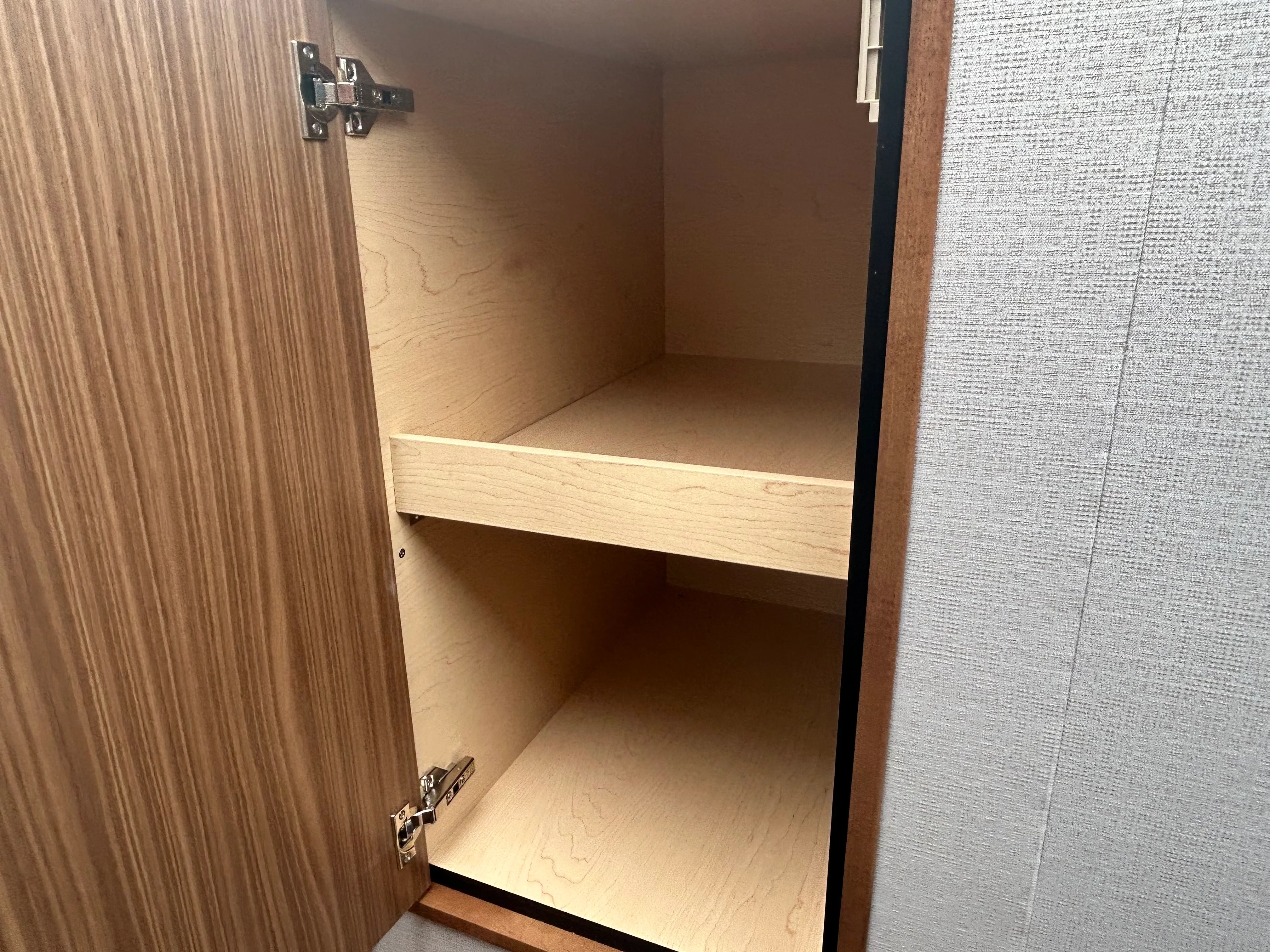 2026 Cruisers Yachts 42 Cantius Image Thumbnail #41