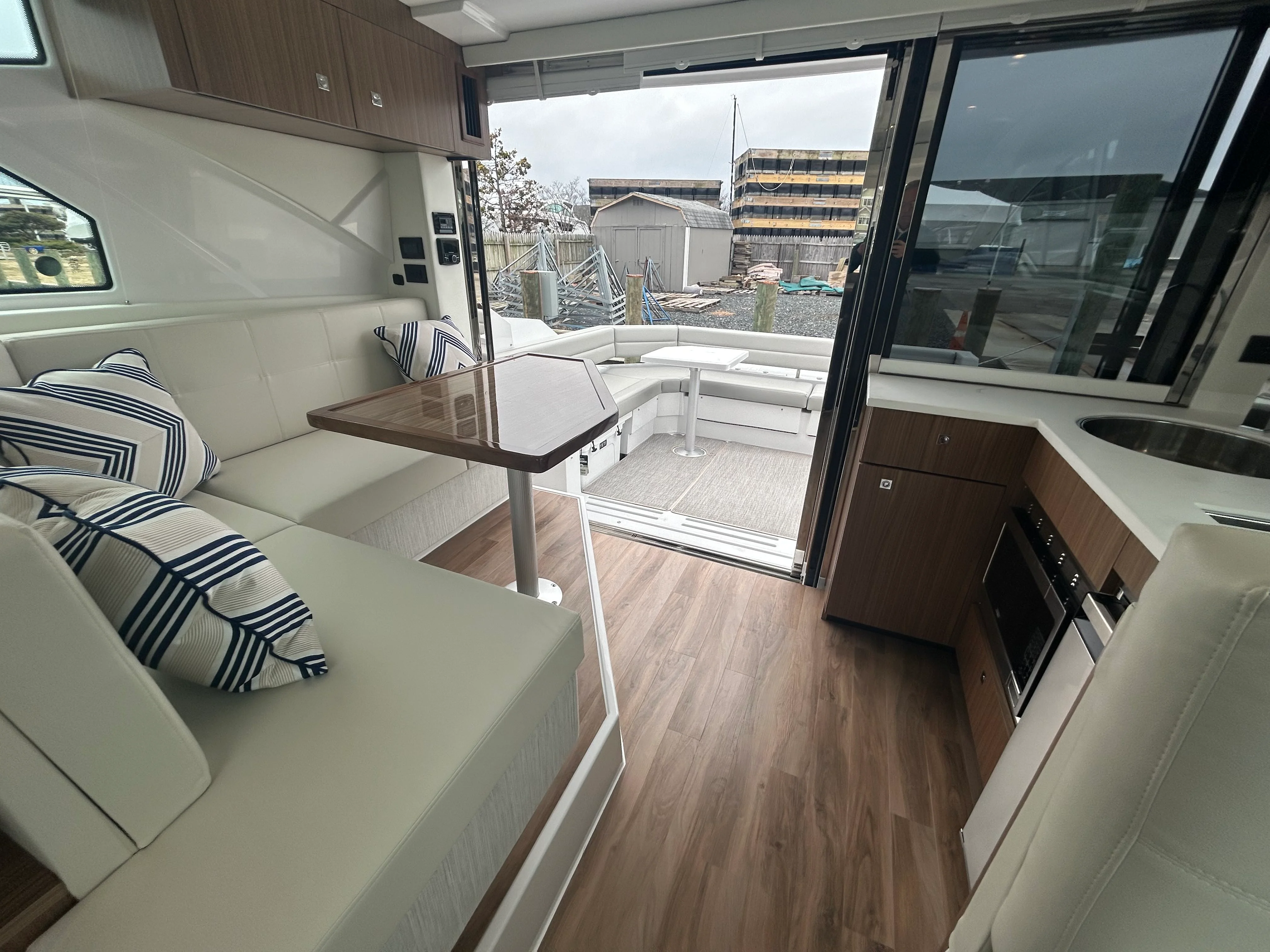 2026 Cruisers Yachts 42 Cantius Image Thumbnail #26