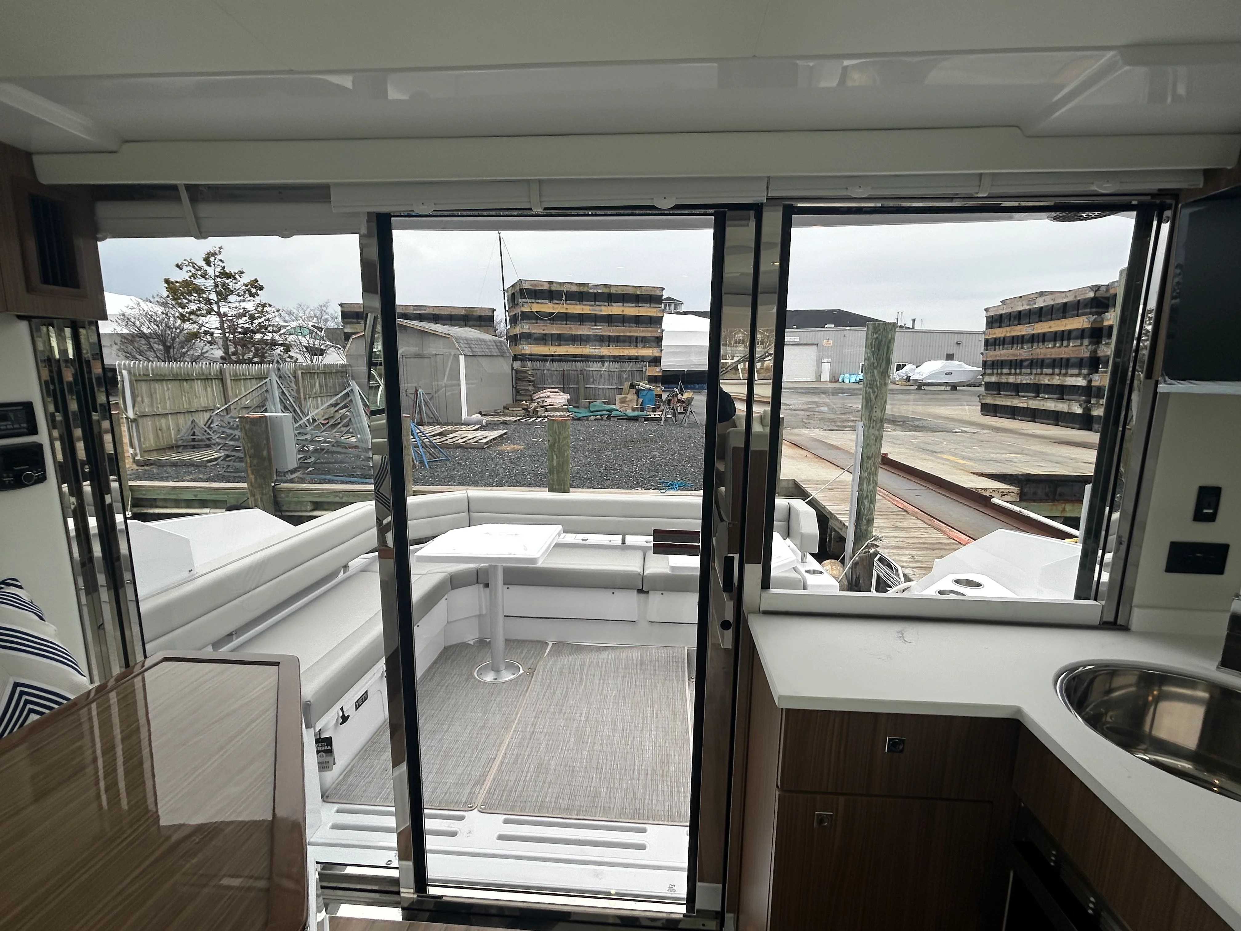 2026 Cruisers Yachts 42 Cantius Image Thumbnail #22