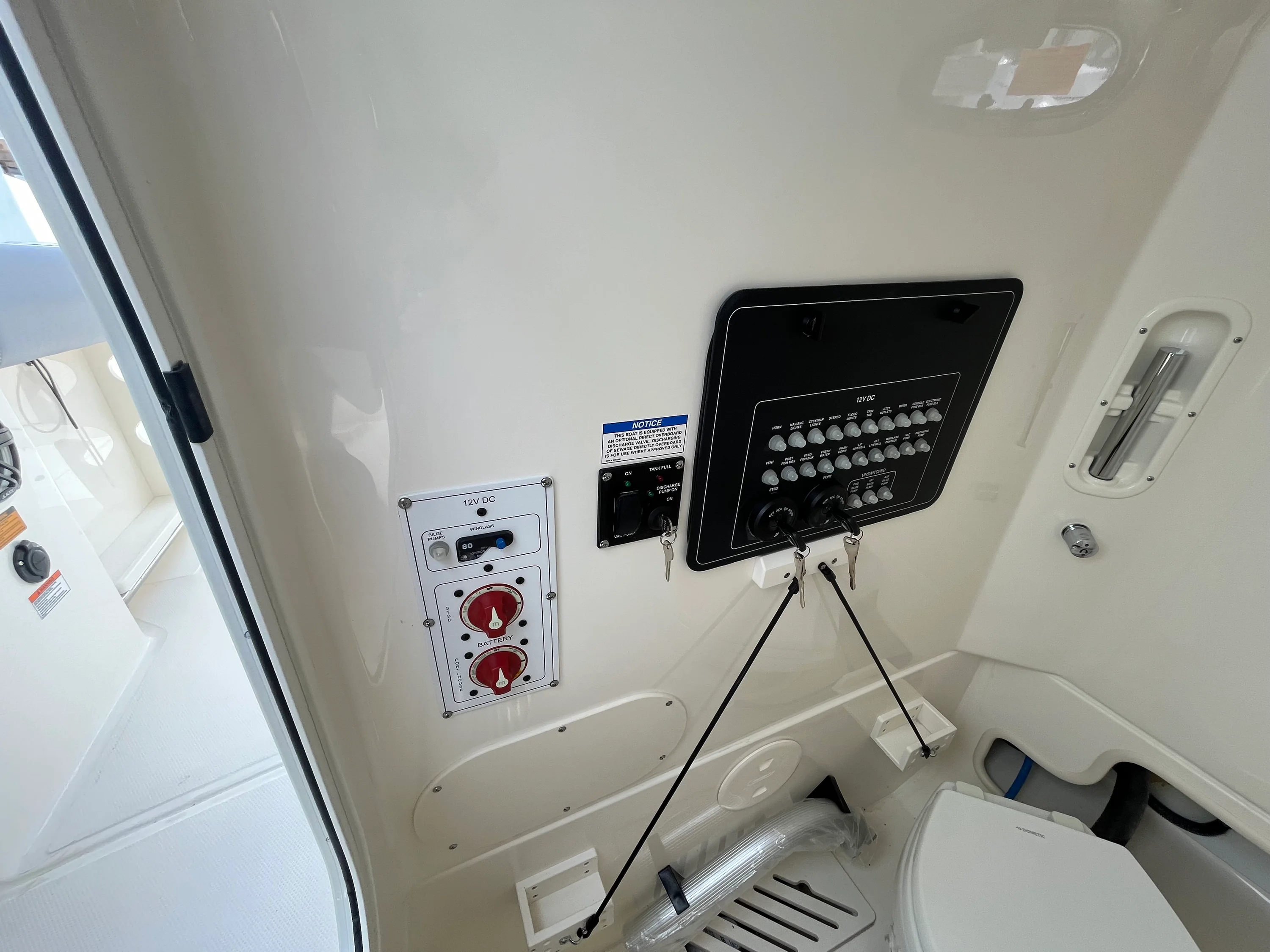 2026 Boston Whaler 250 Outrage Image Thumbnail #33