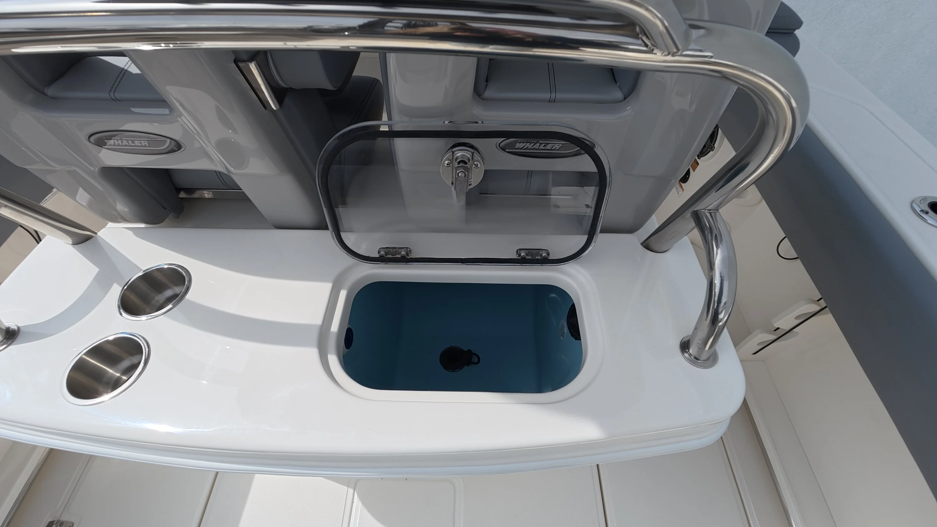 2026 Boston Whaler 250 Outrage Image Thumbnail #19
