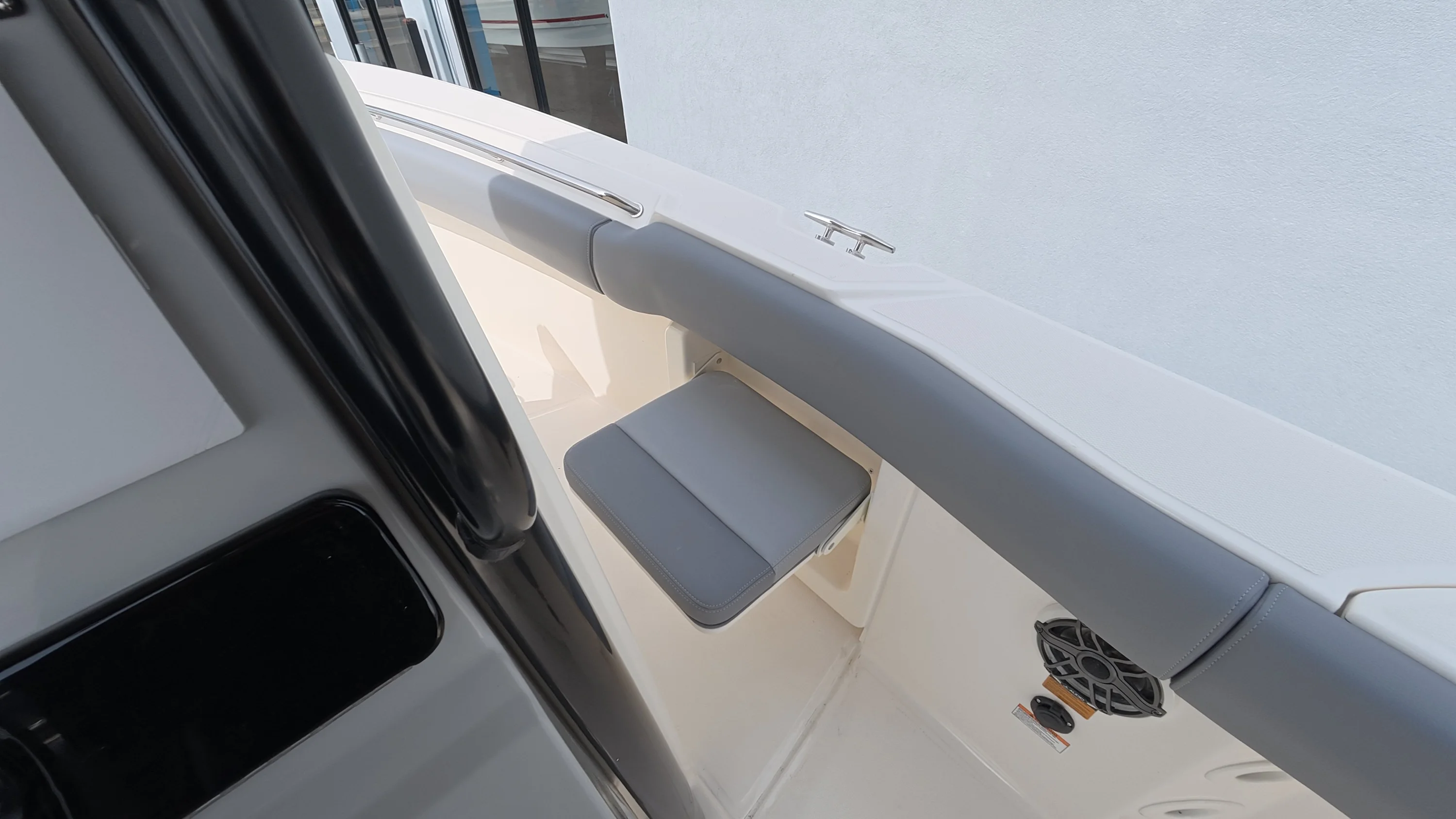 2026 Boston Whaler 250 Outrage Image Thumbnail #28