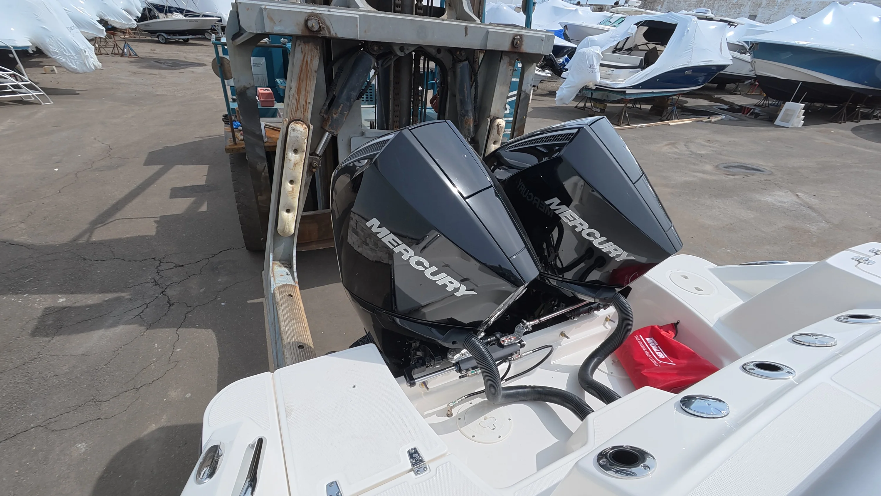 2026 Boston Whaler 250 Outrage Image Thumbnail #6