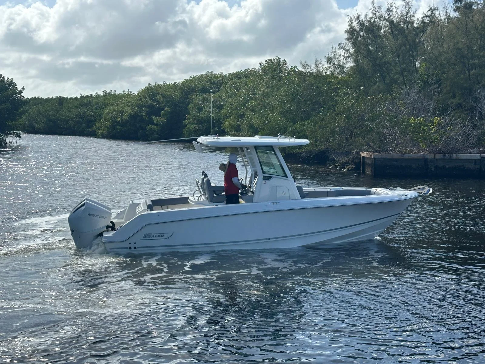 2026 Boston Whaler 250 Outrage Image Thumbnail #13