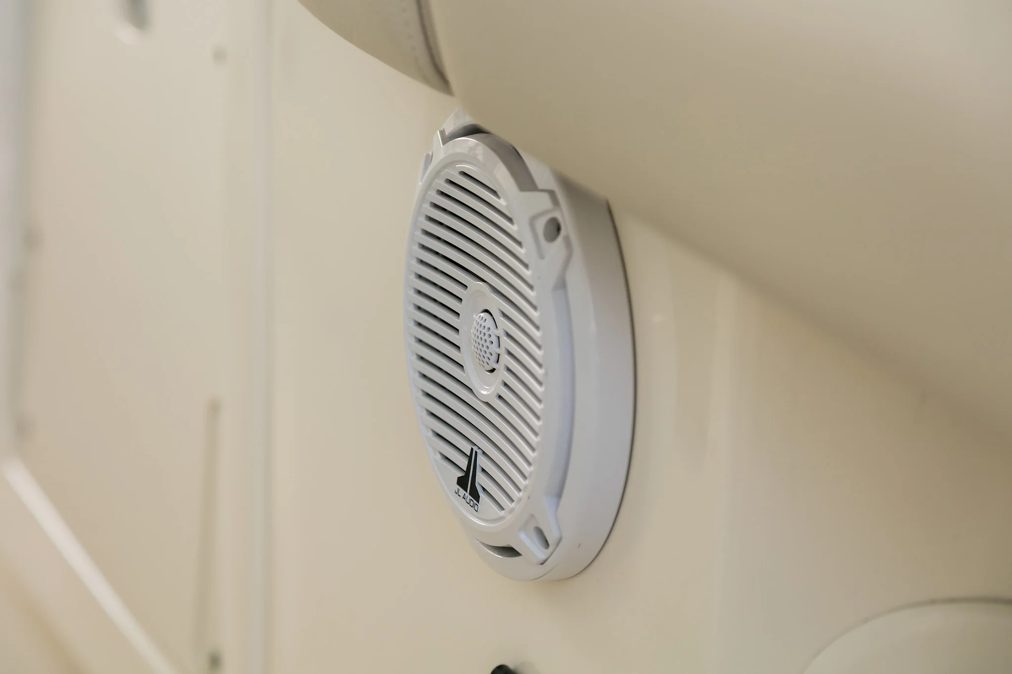 2026 Boston Whaler 250 Outrage Image Thumbnail #20