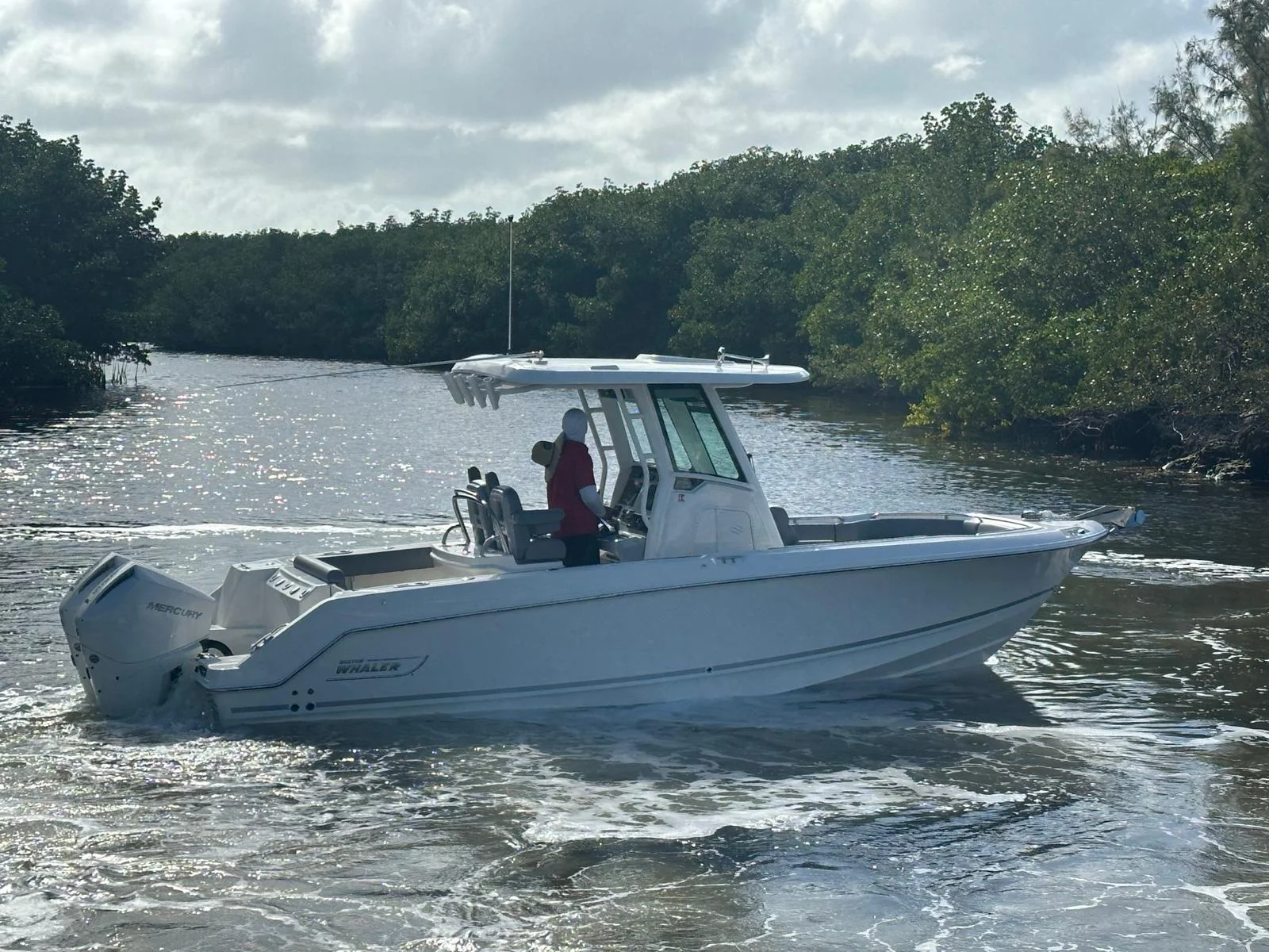 2026 Boston Whaler 250 Outrage Image Thumbnail #4