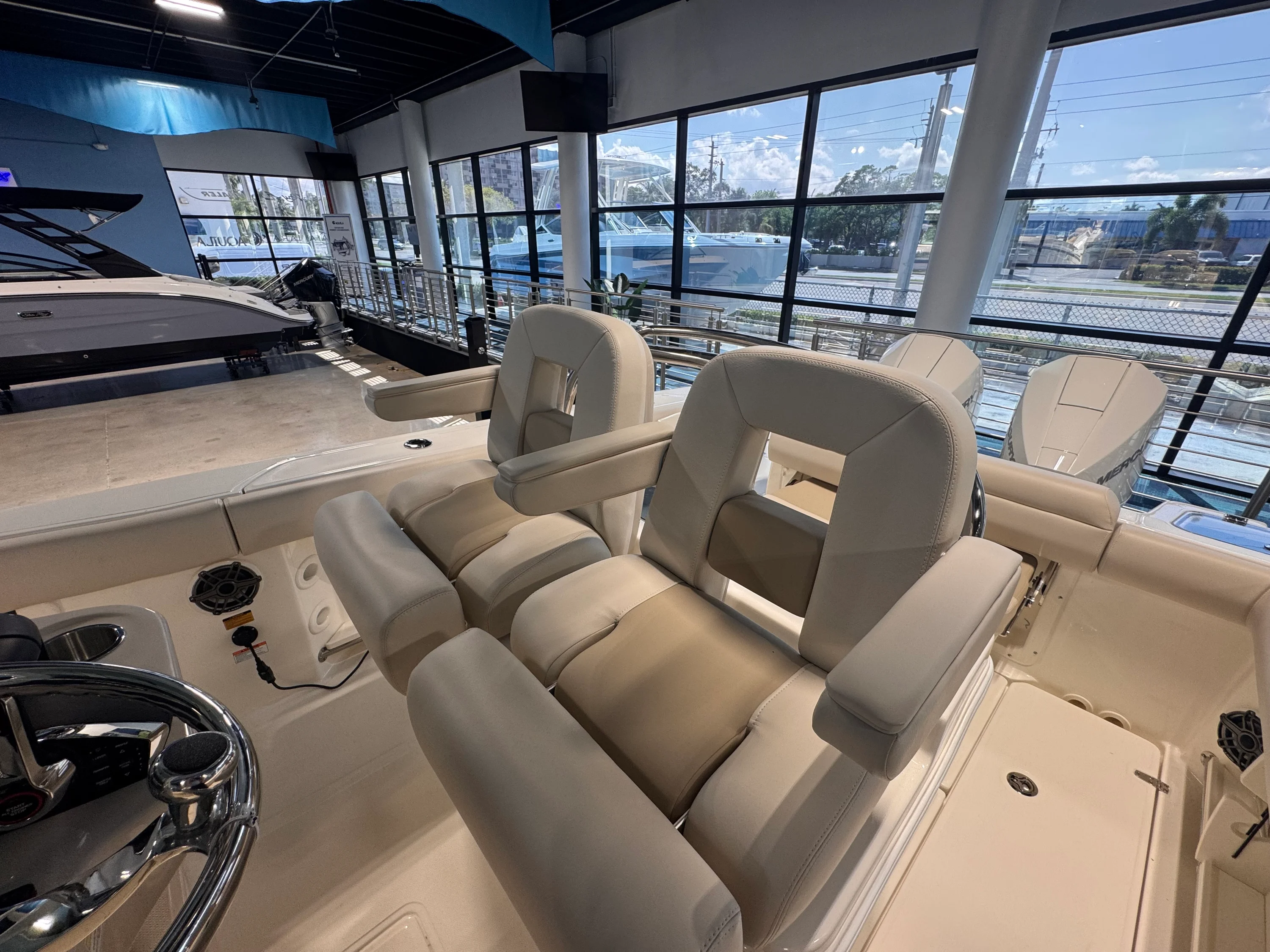 2026 Boston Whaler 250 Outrage Image Thumbnail #13
