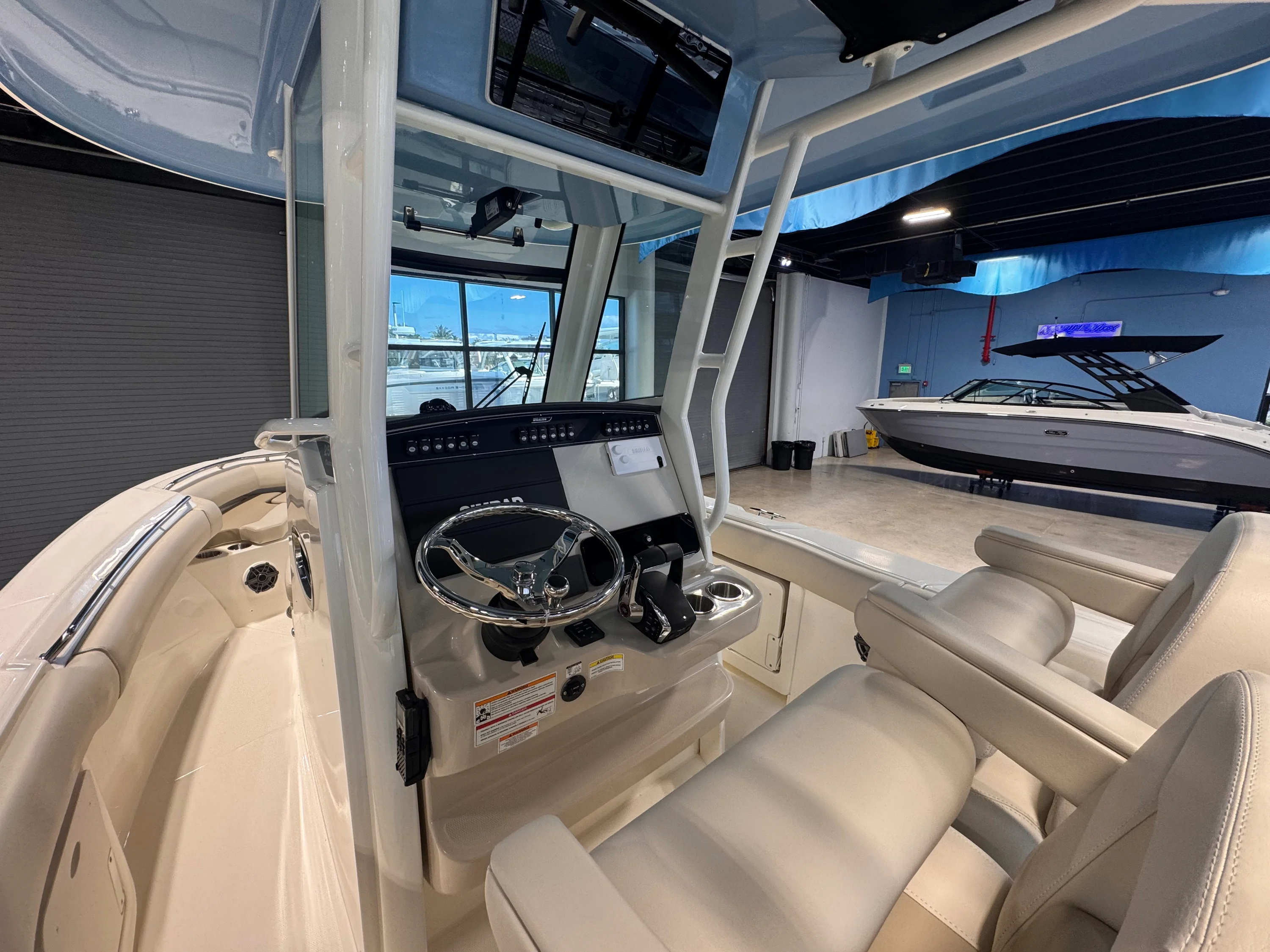 2026 Boston Whaler 250 Outrage Image Thumbnail #11