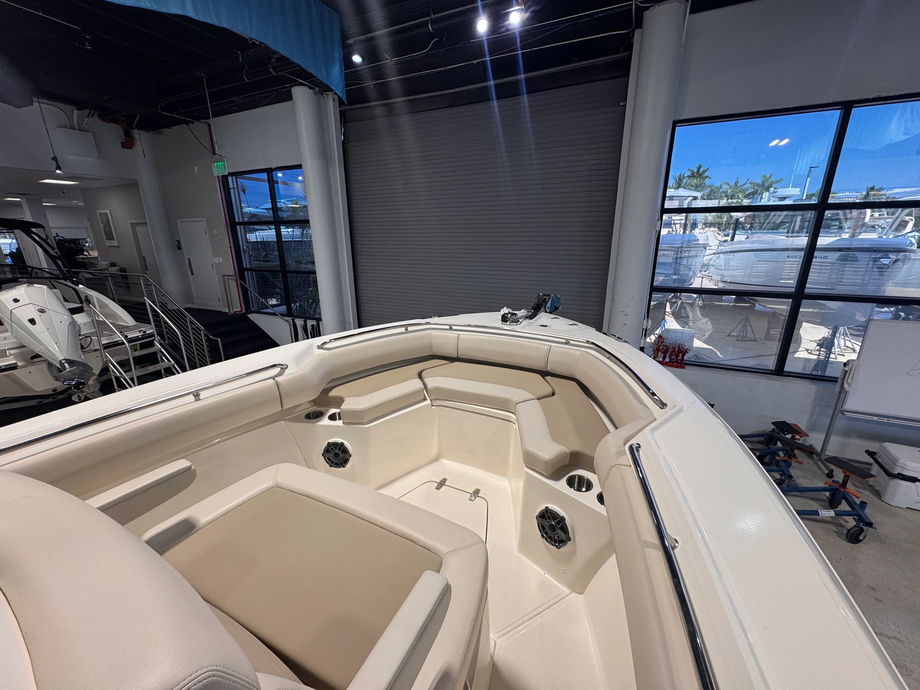 2026 Boston Whaler 250 Outrage Image Thumbnail #21
