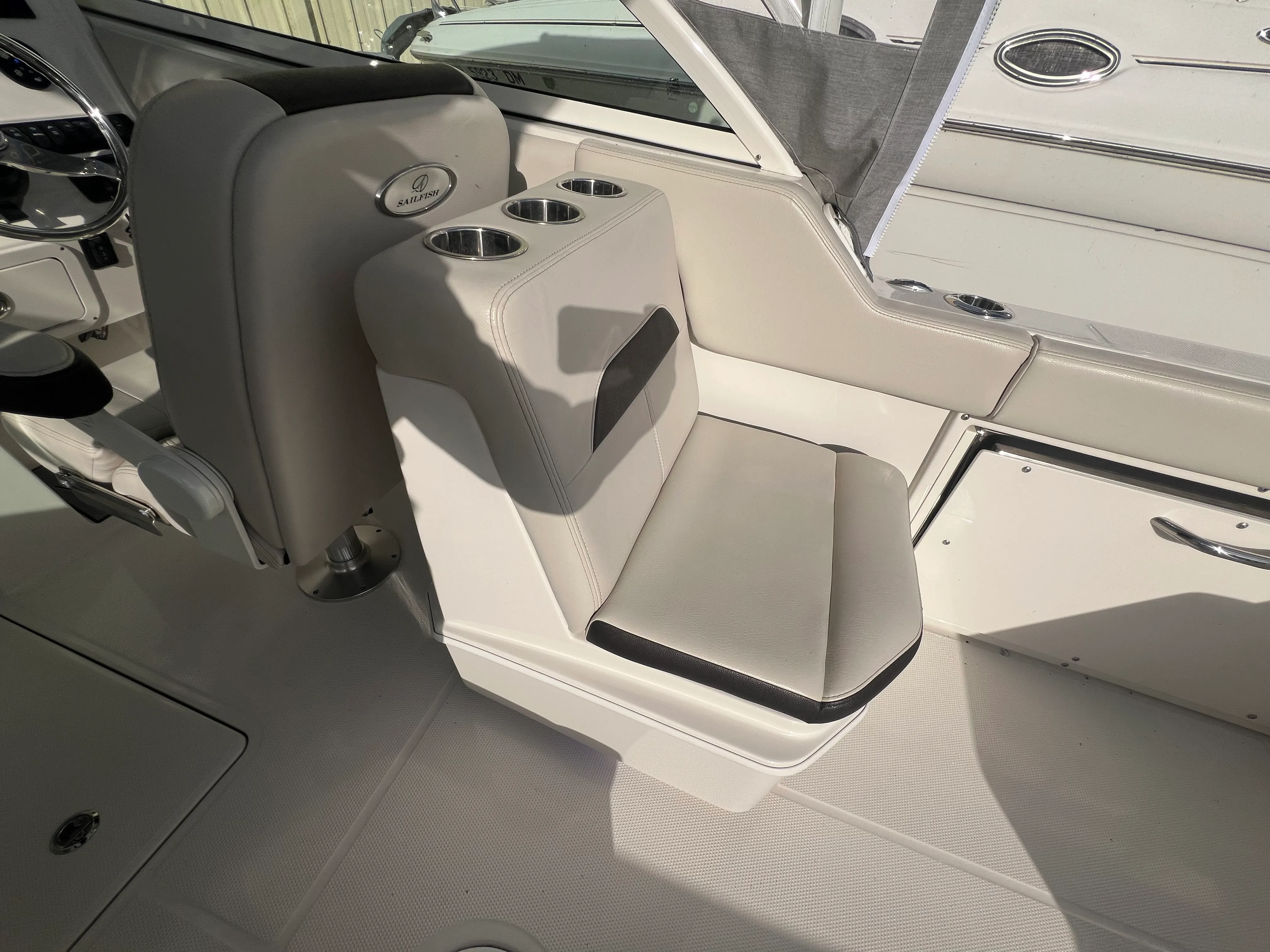 2023 Sailfish 245 DC Image Thumbnail #15